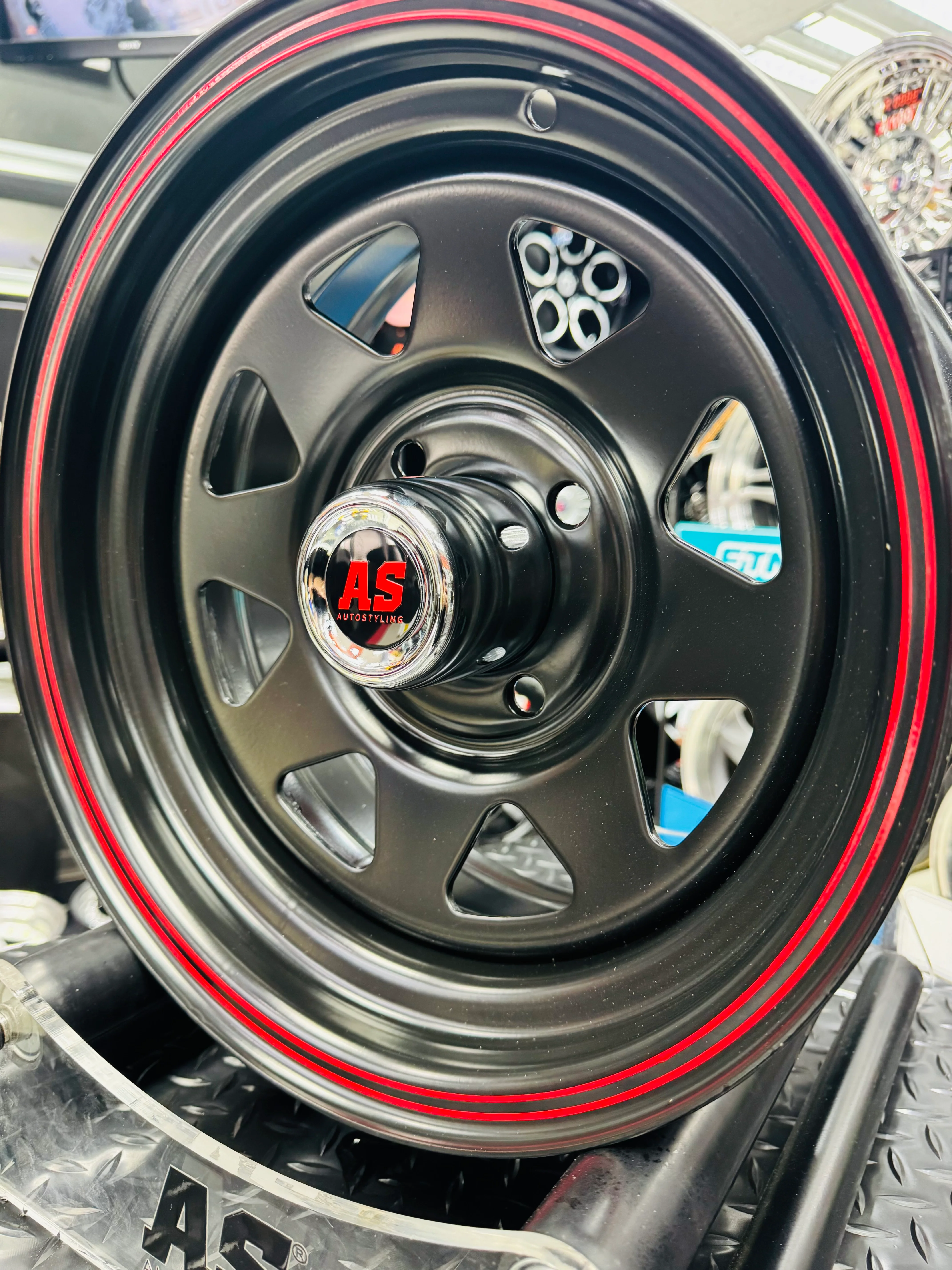 14” 8 SPOKE BLACK RED STRIPE 4/114 for 7 seaters AVANZA - Image 5