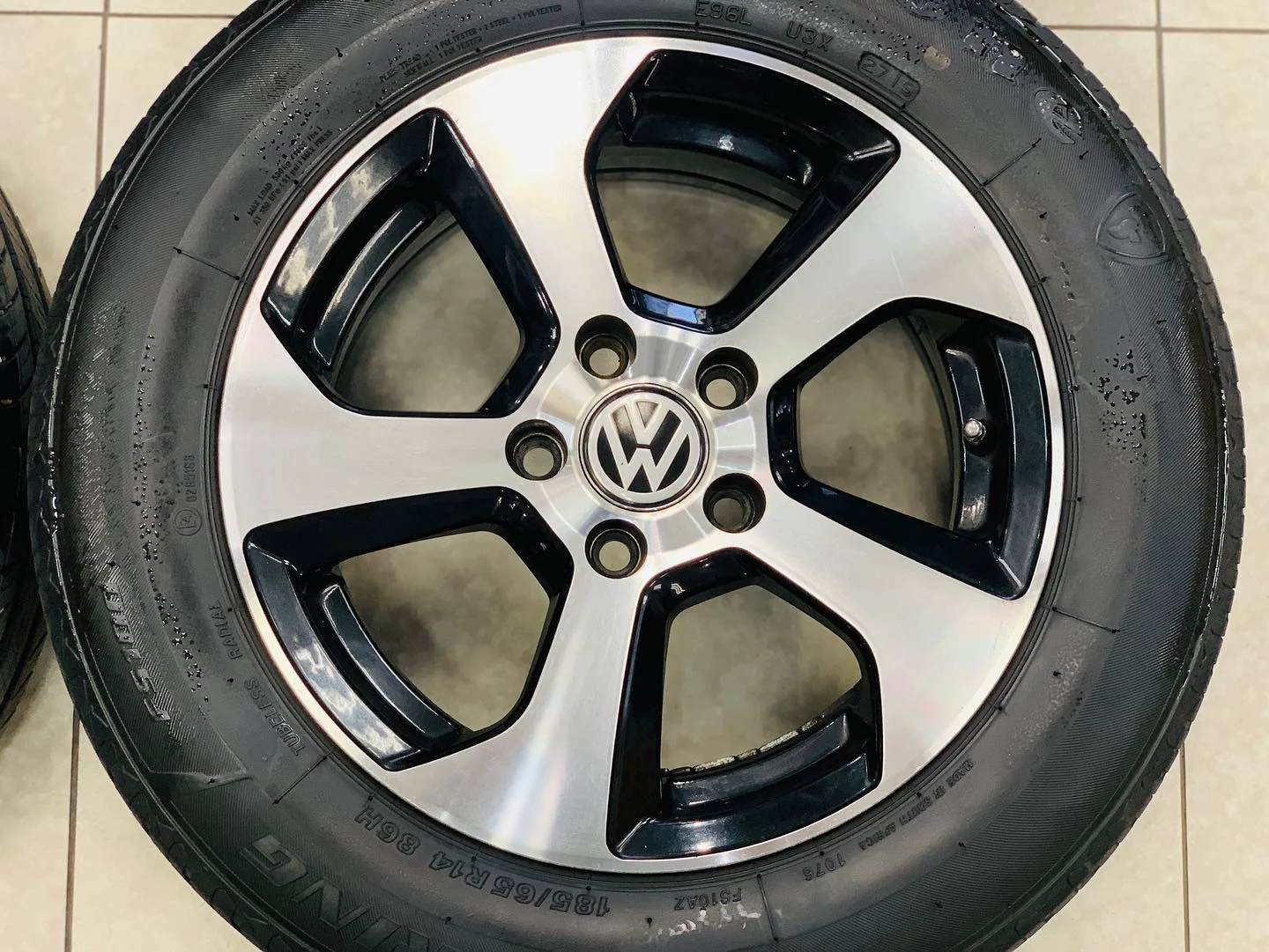 14” POLO 5/100 pre owned mags & tyres - Image 10