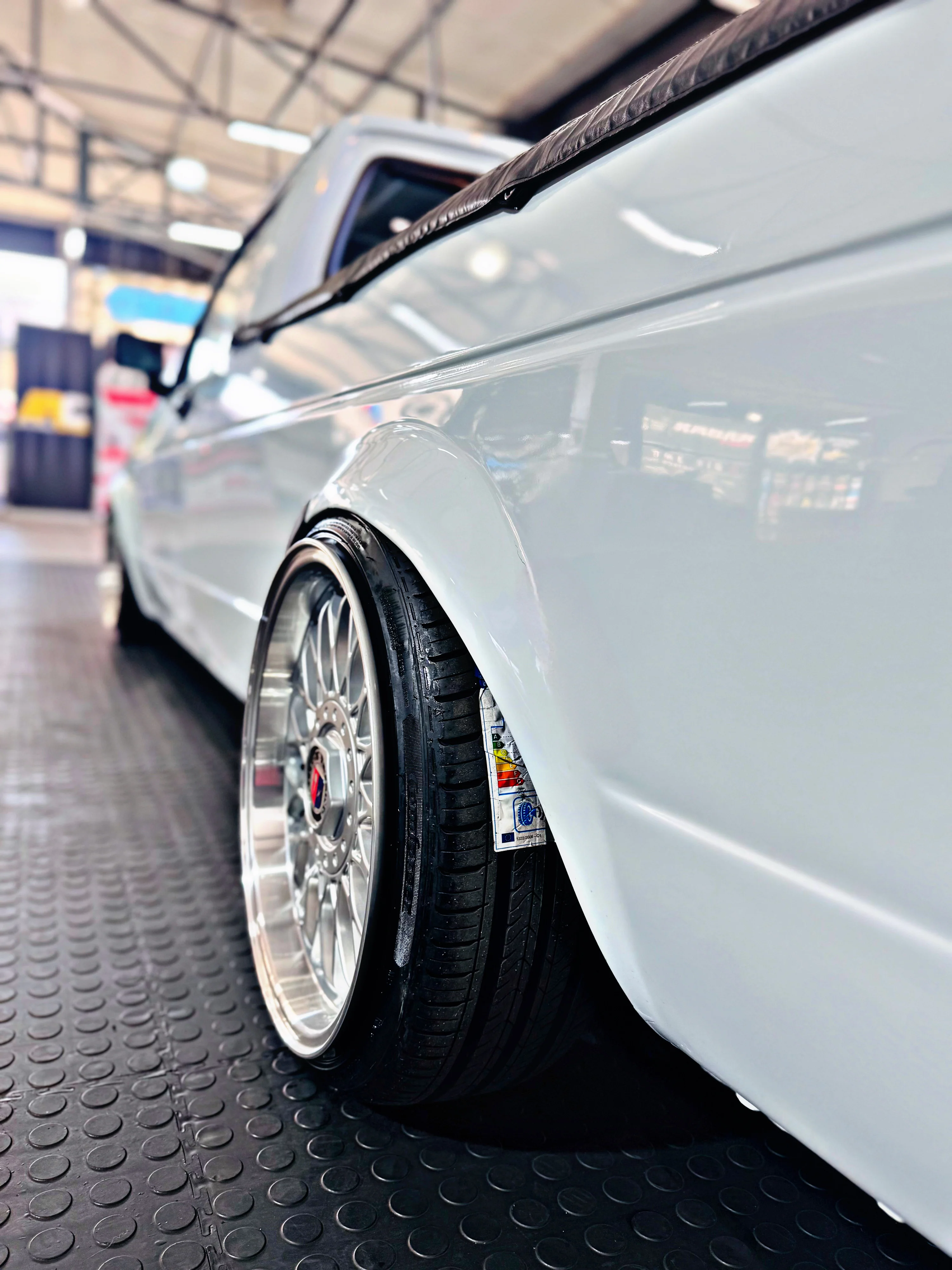 16” AS-VURA MESH / JETTA VR6 click on description for specs - Image 26