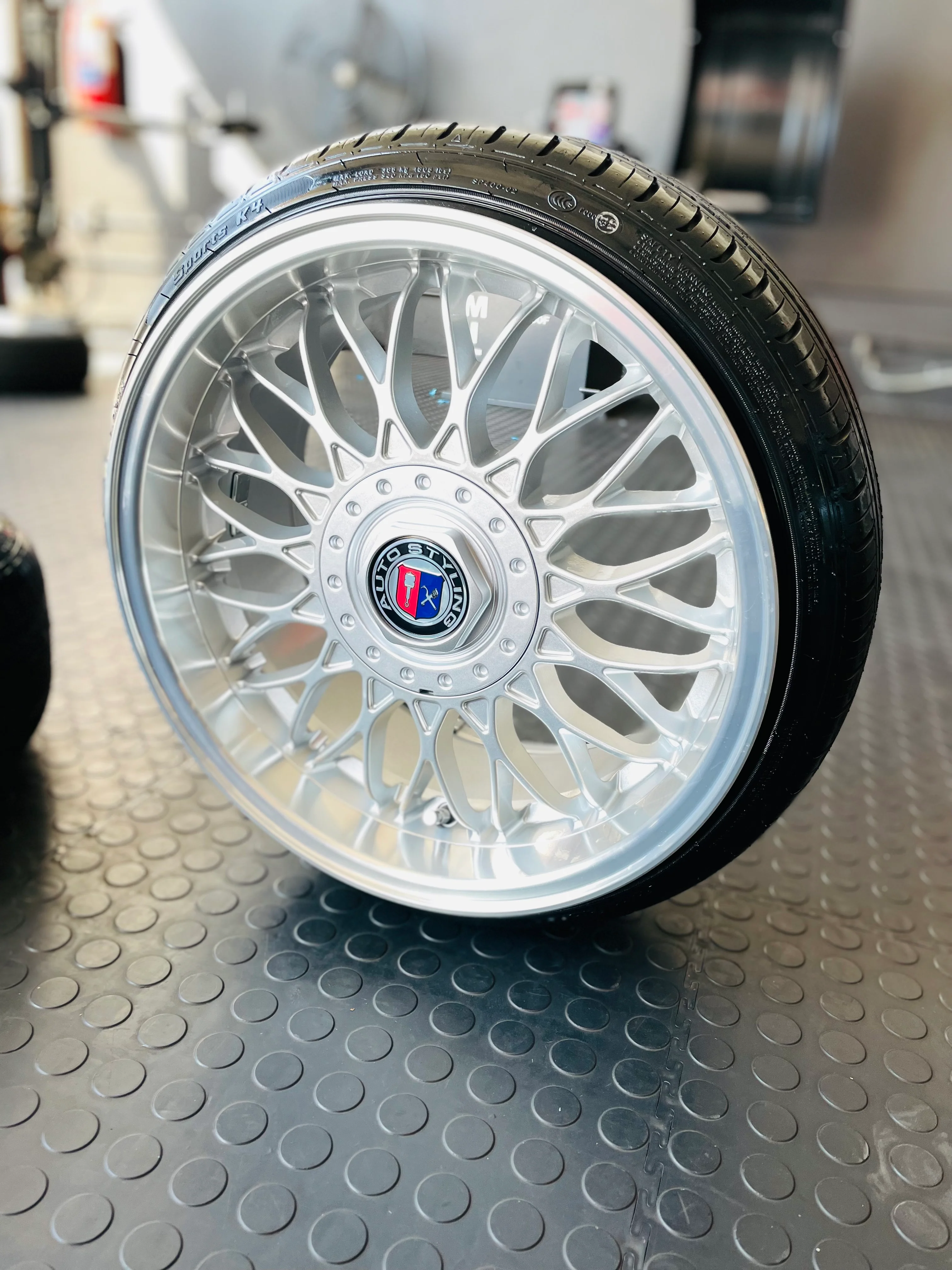 16” AS-VURA MESH / JETTA VR6 click on description for specs - Image 39