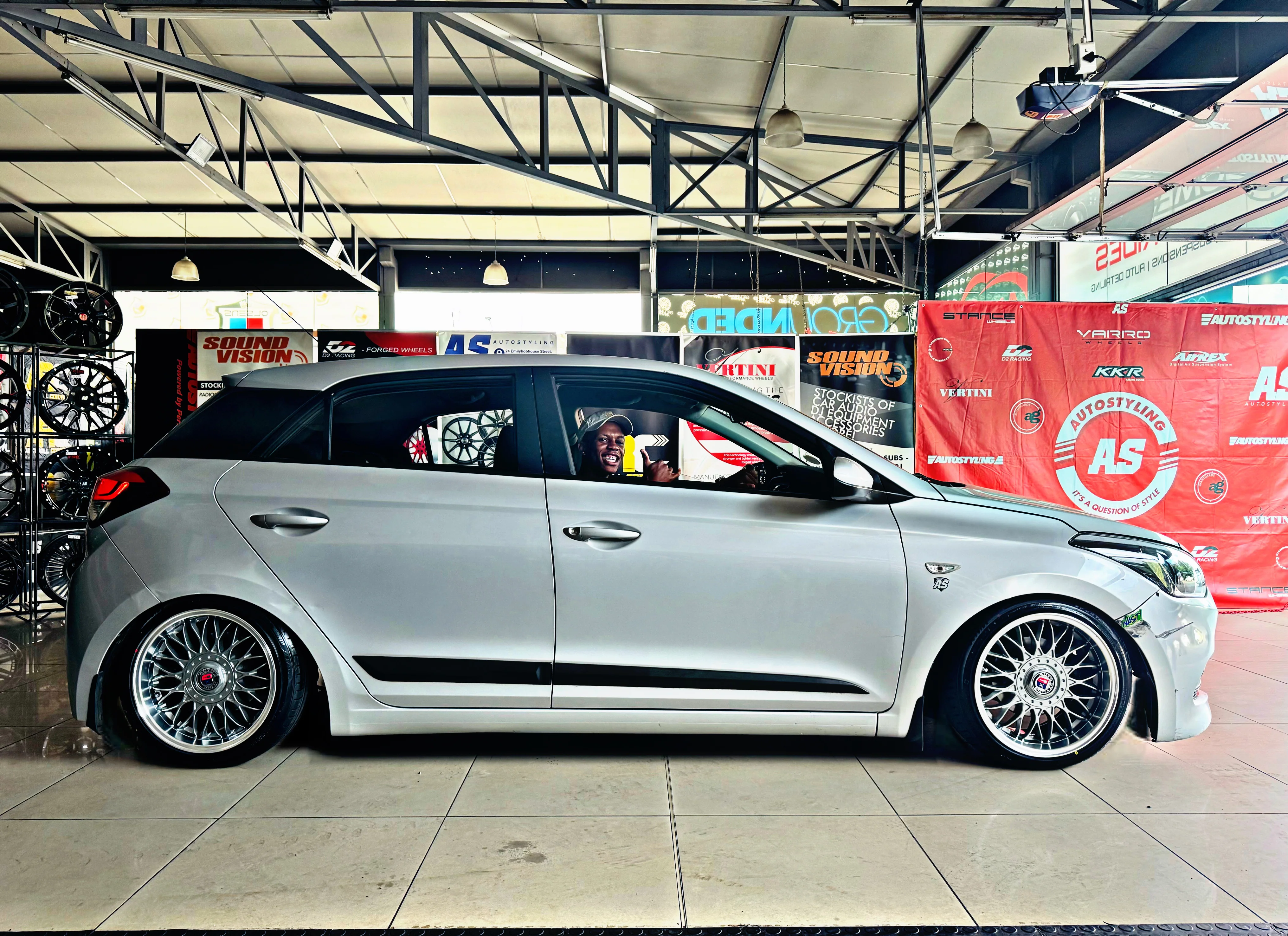 16” AS-VURA MESH / JETTA VR6 click on description for specs - Image 7