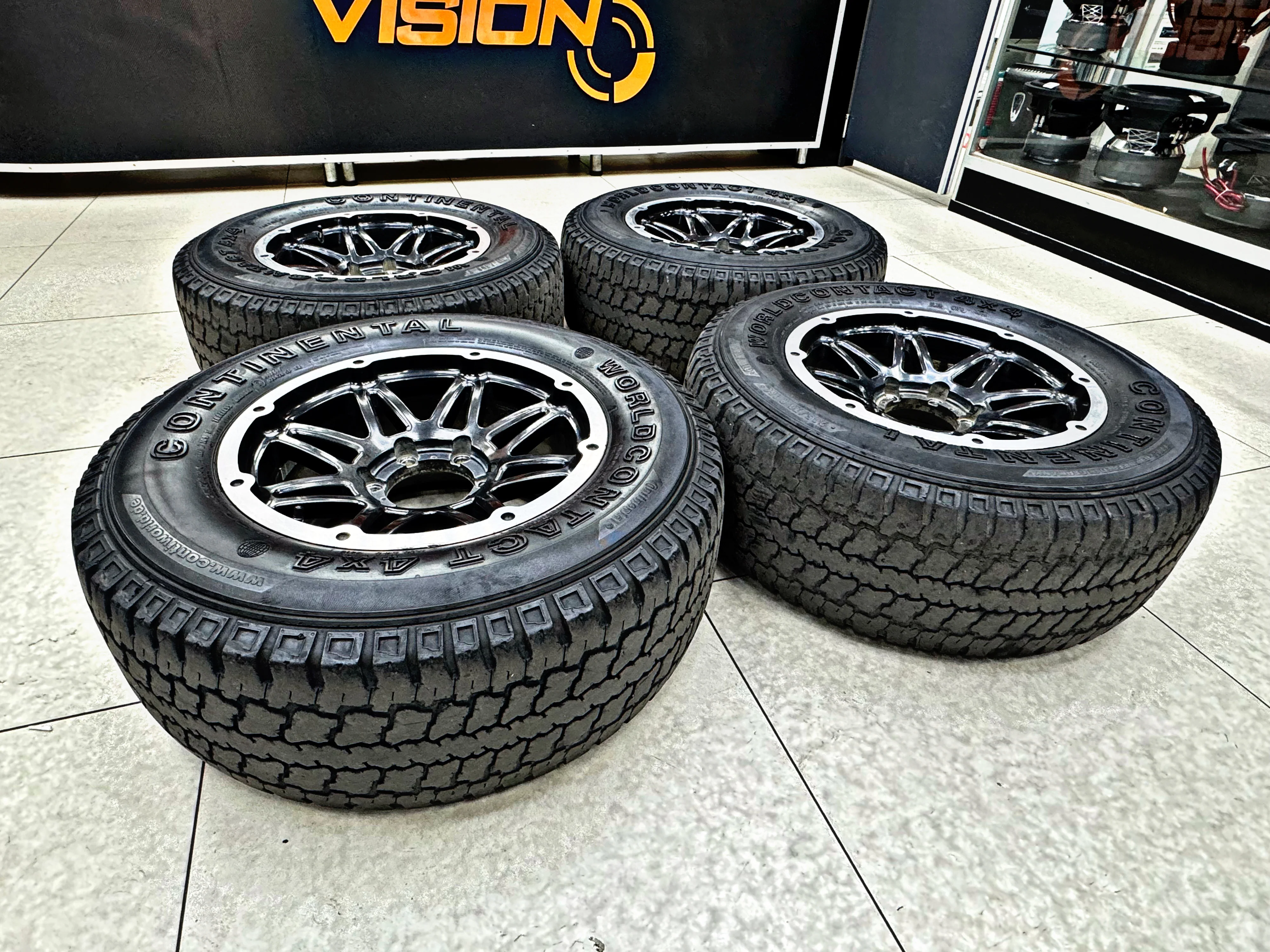 16” BAKKIE RIMS USED  WITH CONTI  TYRES - Image 6
