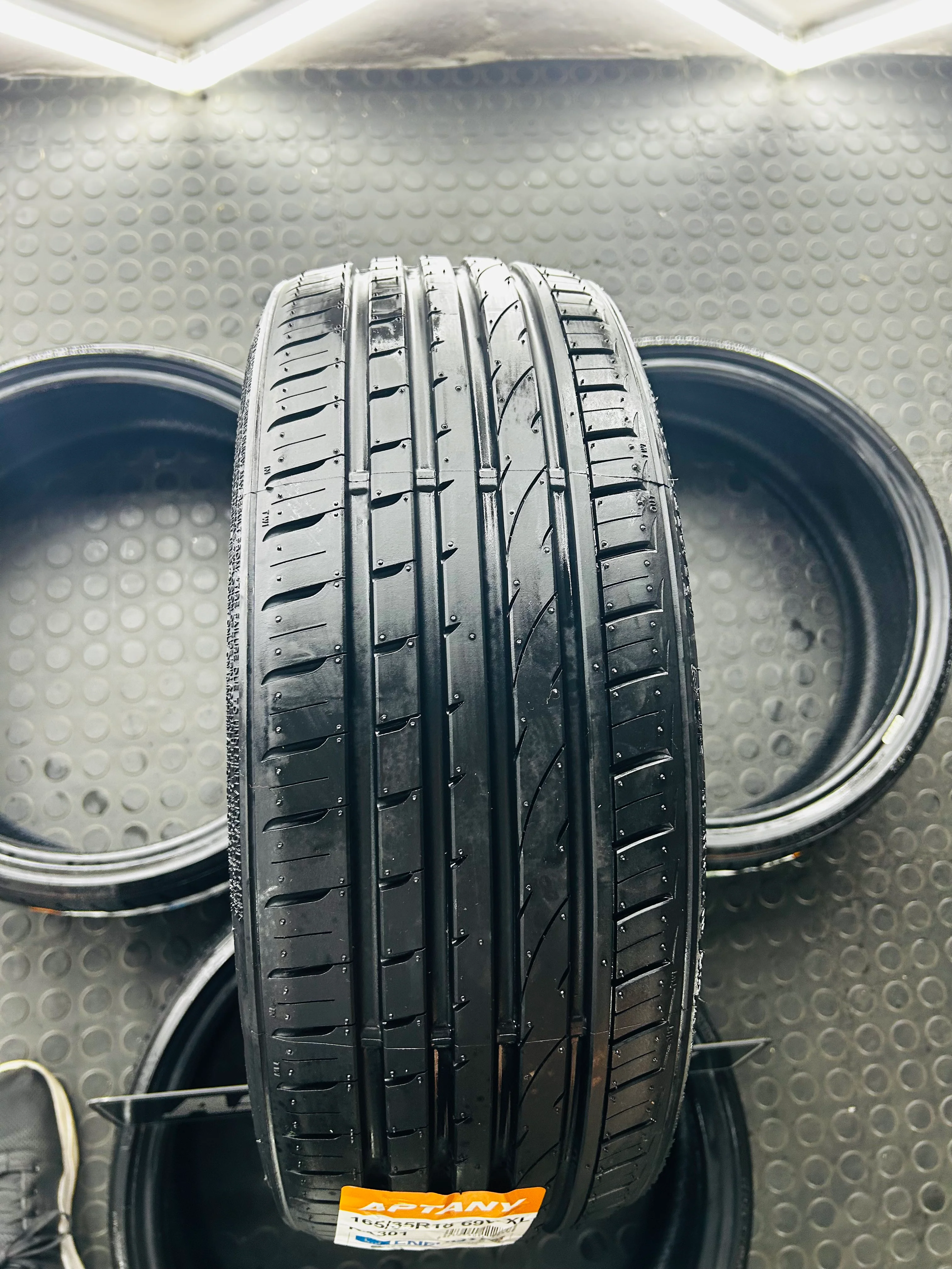 165/35/18 APTANY RA301 TYRE - Image 5