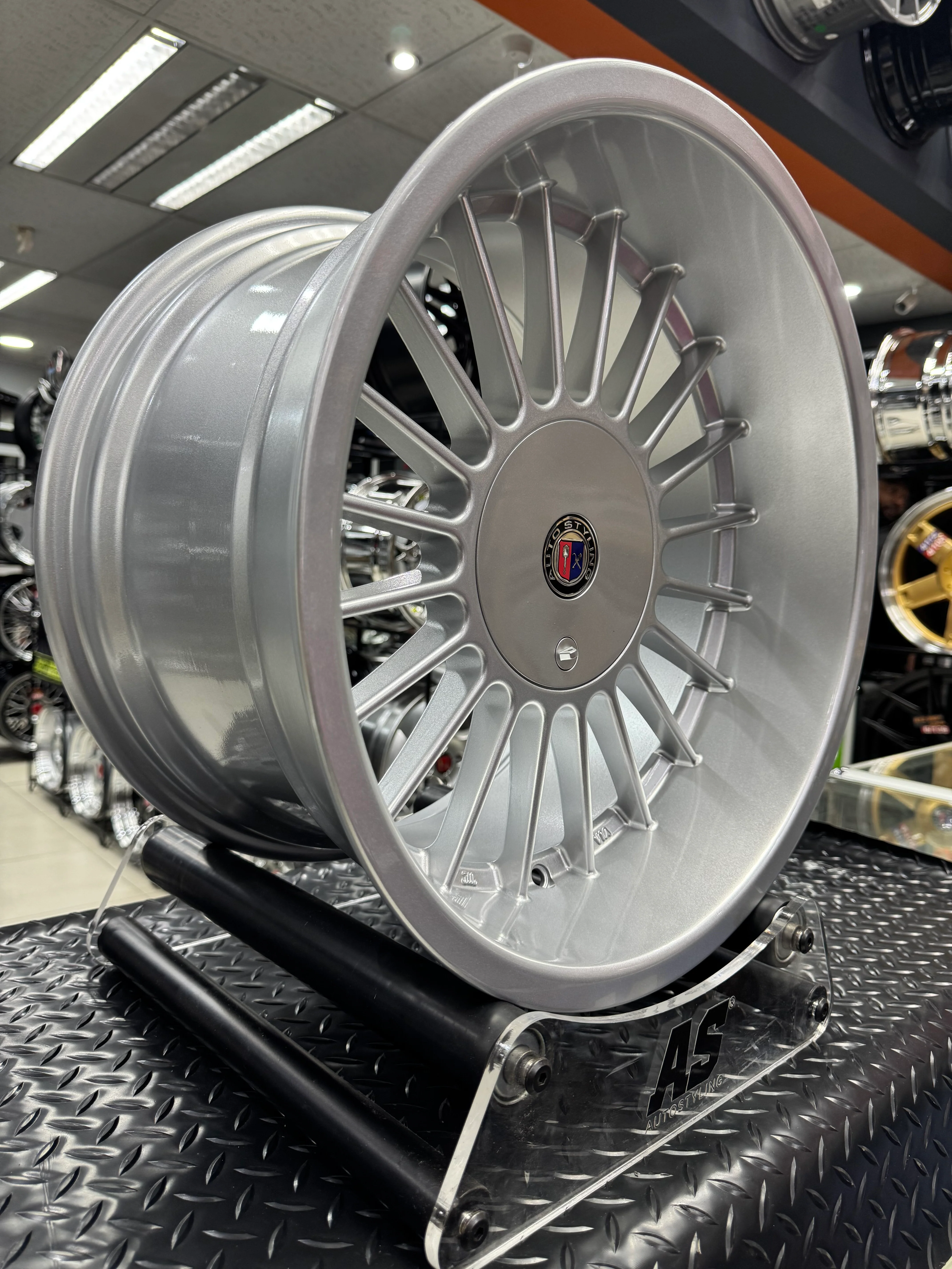 17” AS- ALPINA CLASSIC DEEP DISH RIMS - Image 38