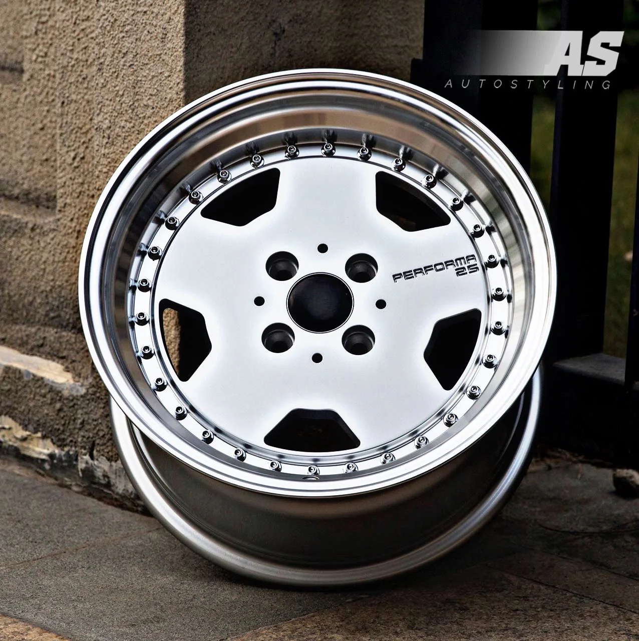 17'' AS-AMG PERFORMA M/ BLOCK 4/100 & 5/100 WHEELS - Image 9
