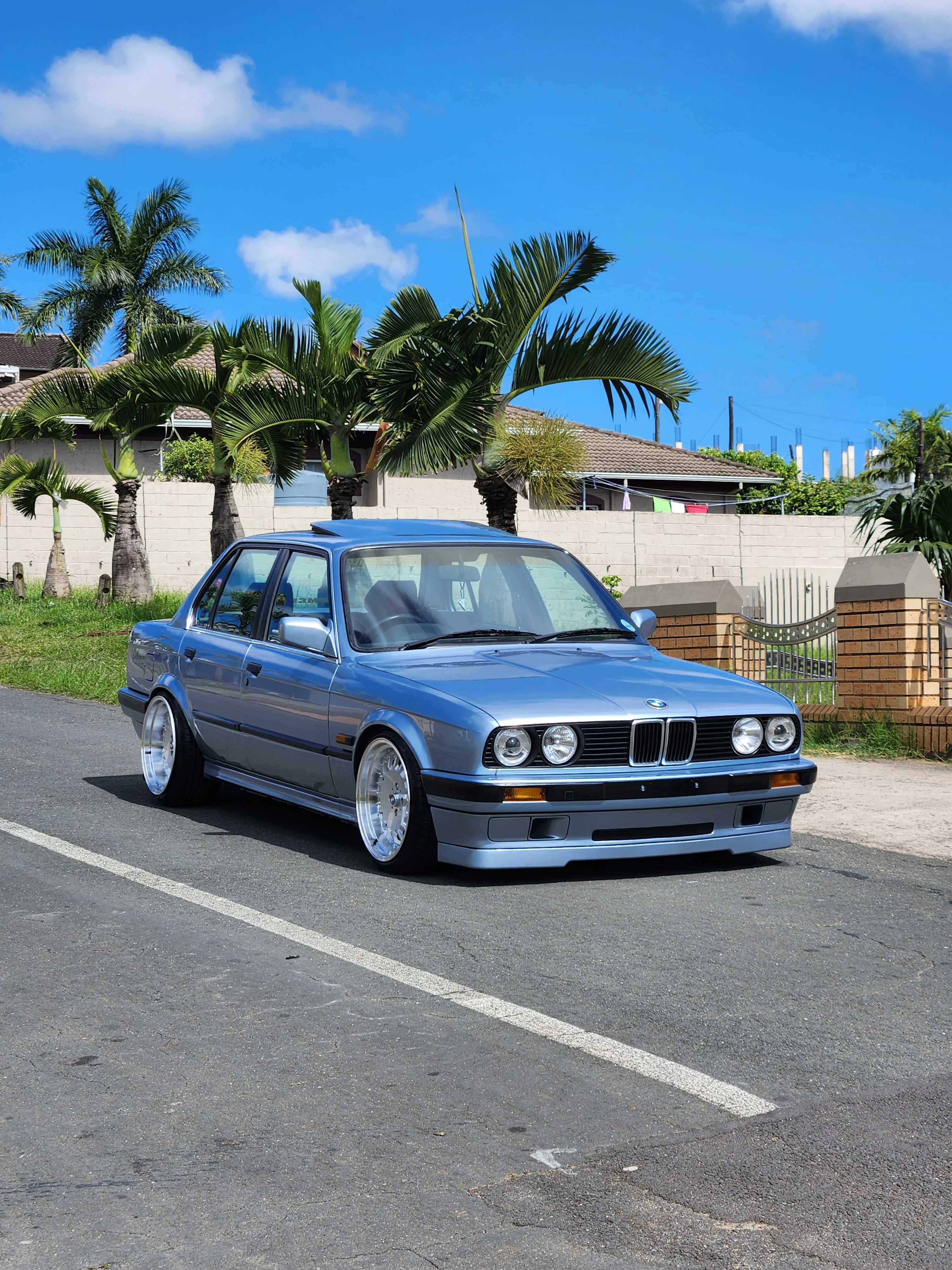 17” AS- E30 BOTTLE CAPS   8.5/10j 4/100  SILVER - Image 14