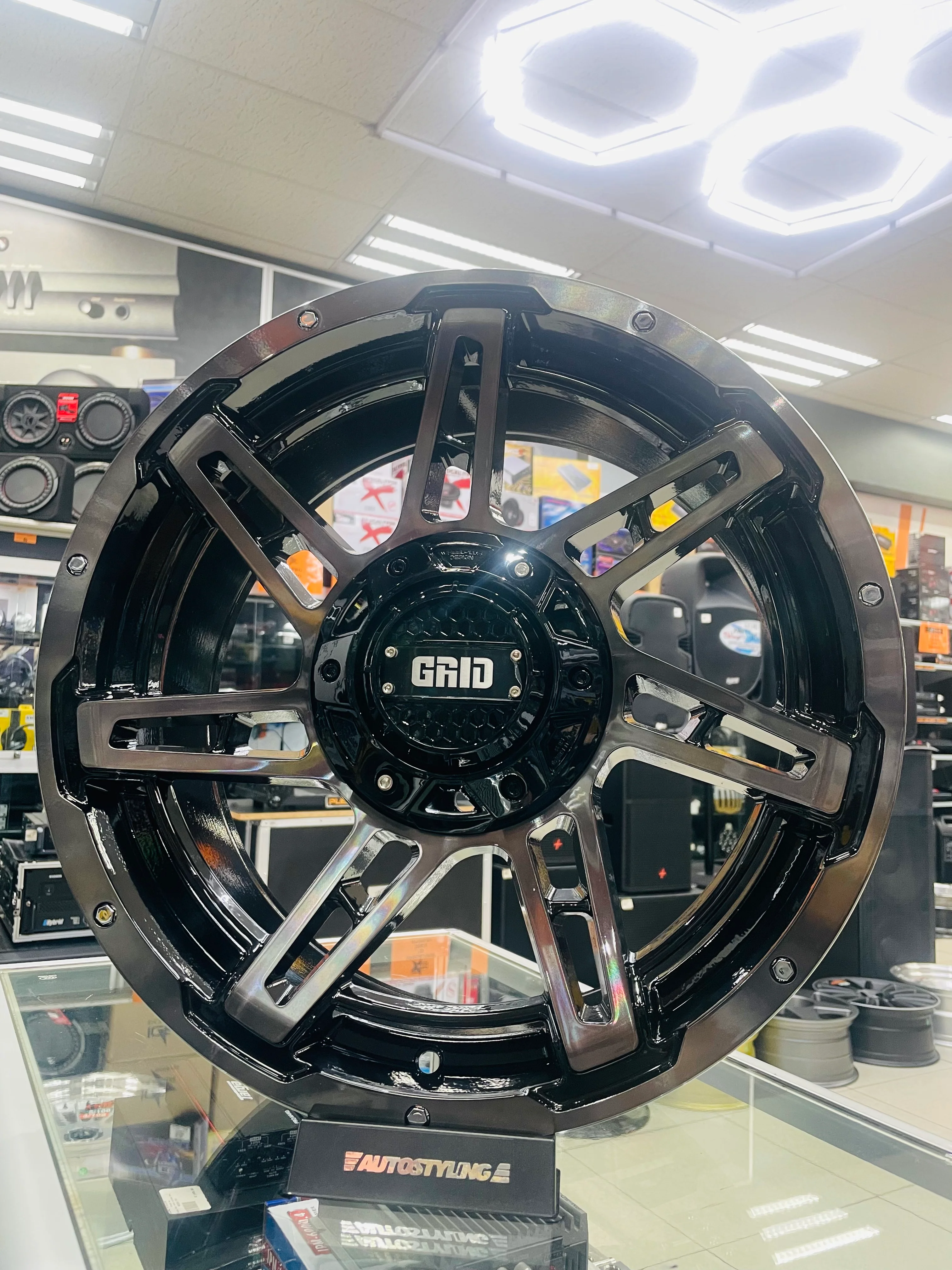 17” AS- -GRID 4x4 rims  6/139 8j et0 - Image 4