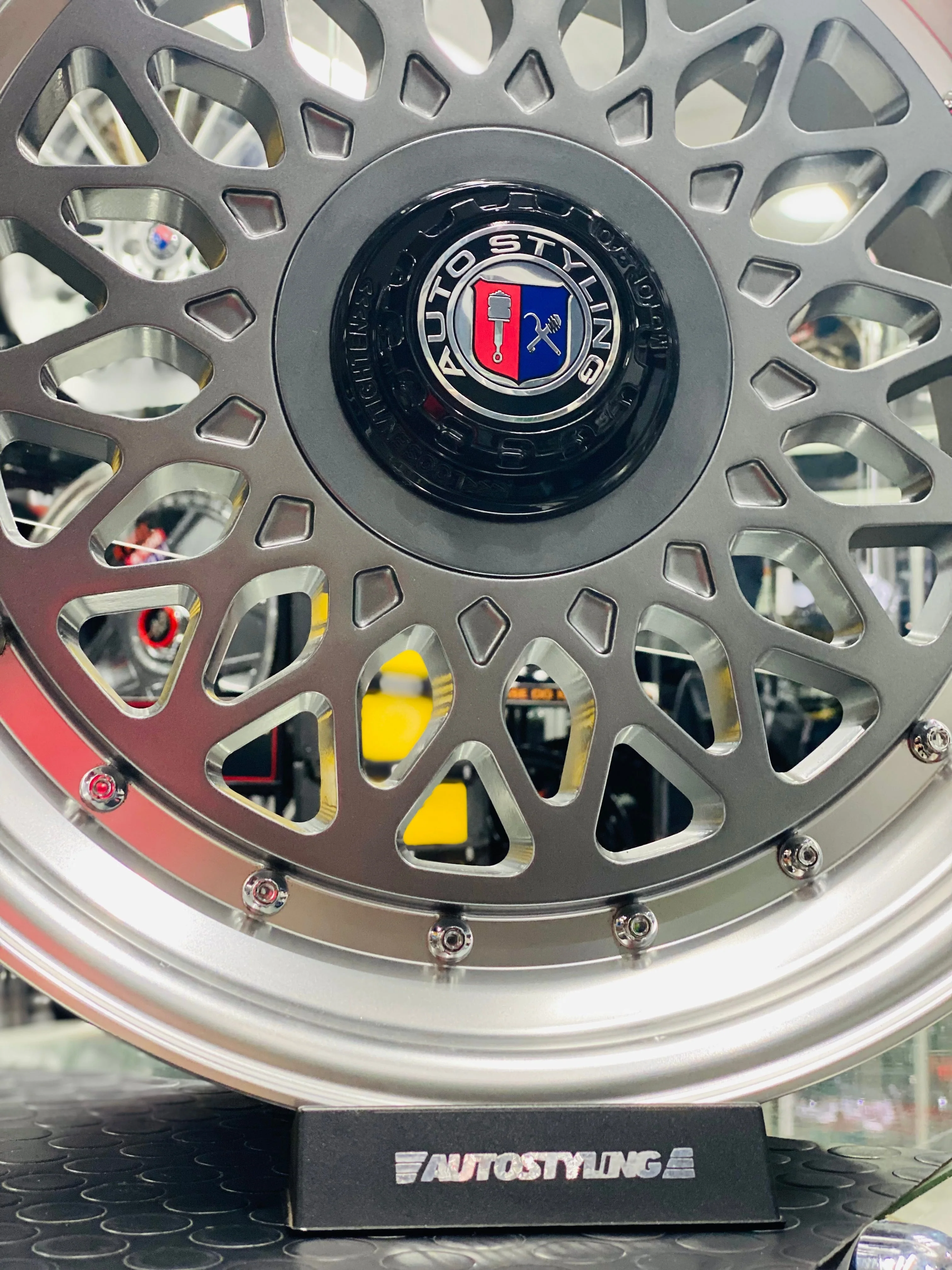 17'' AS-P/MESH 5/112 & 5/120 pcd GUNMETAL - Image 2