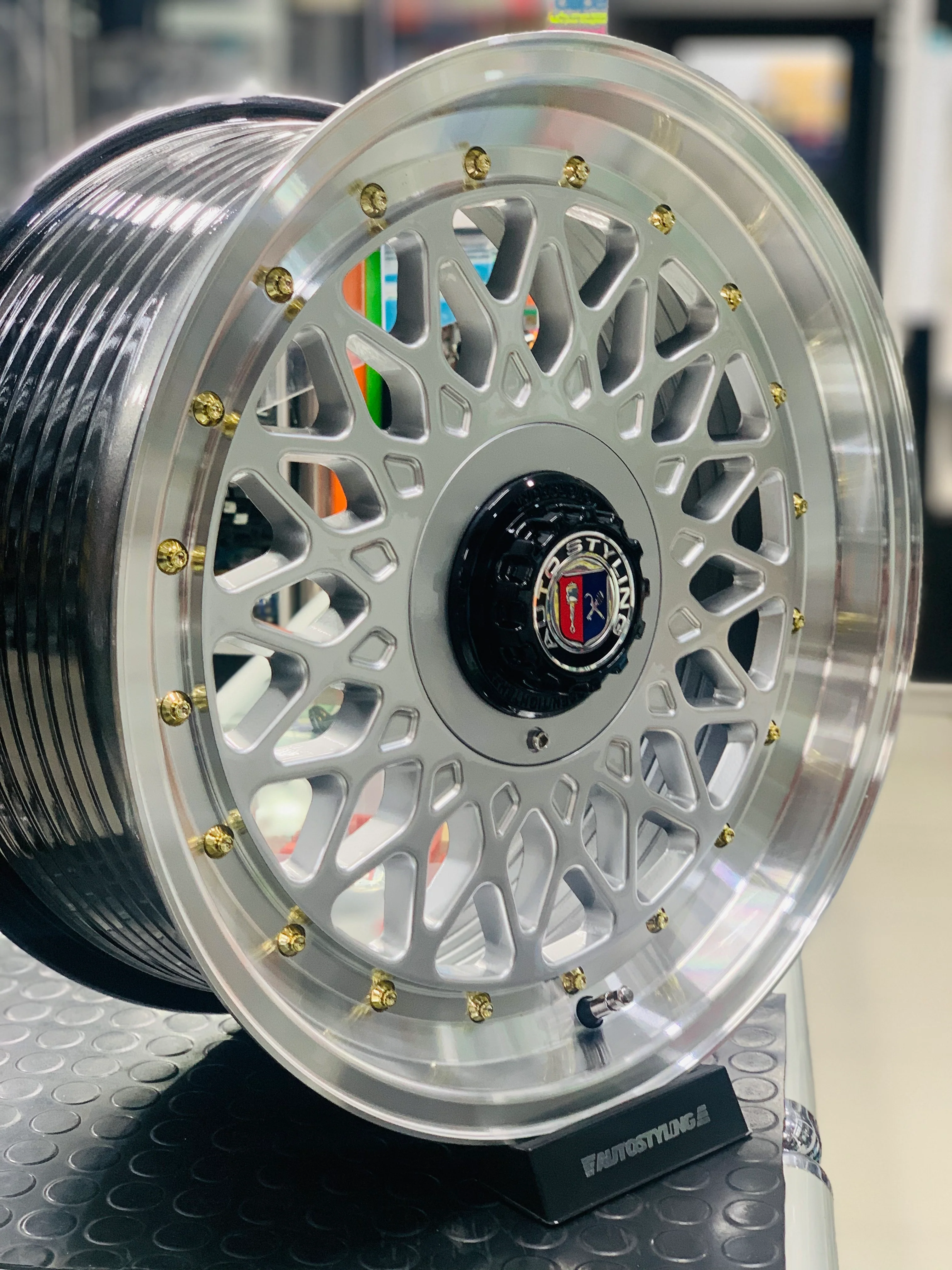 17” AS-PMESH SILVER WHEELS - Image 3