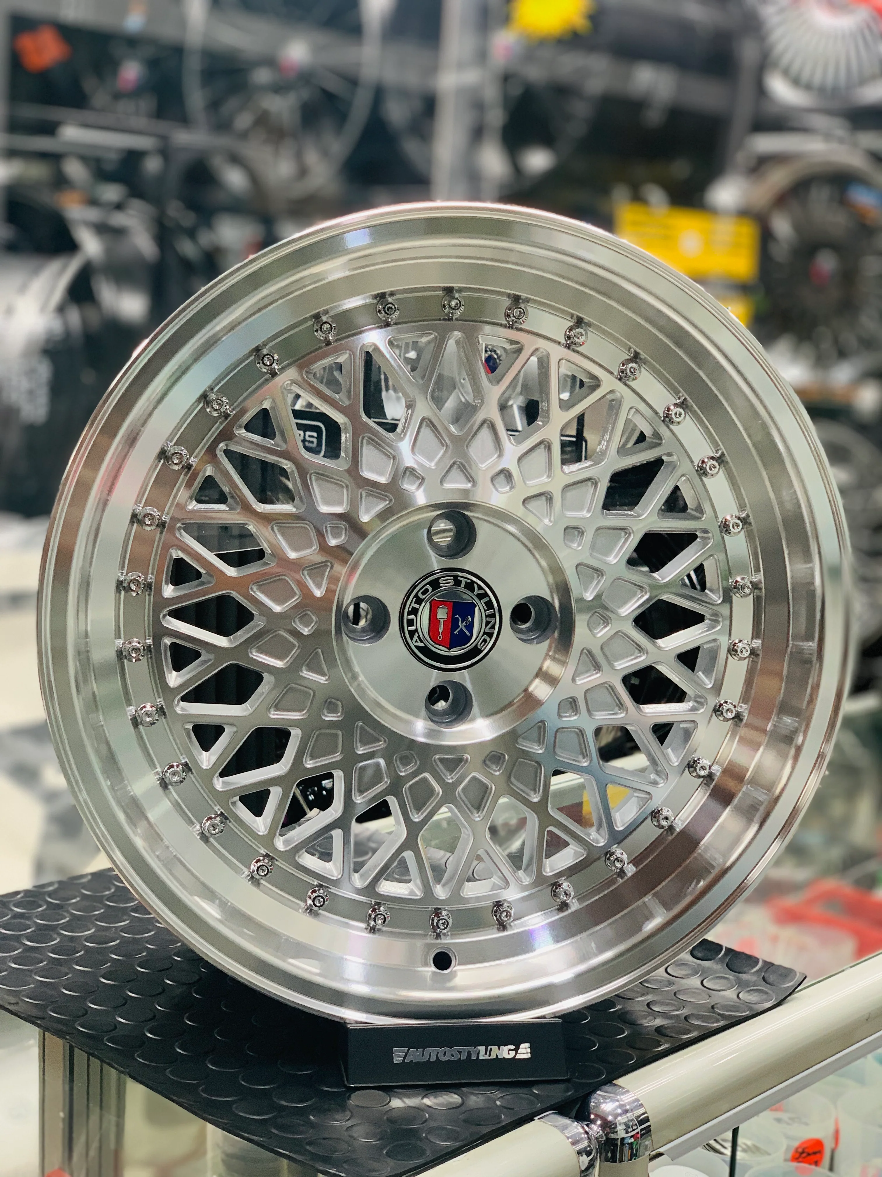 17” AS-RAZOR 4/100 SILVER
