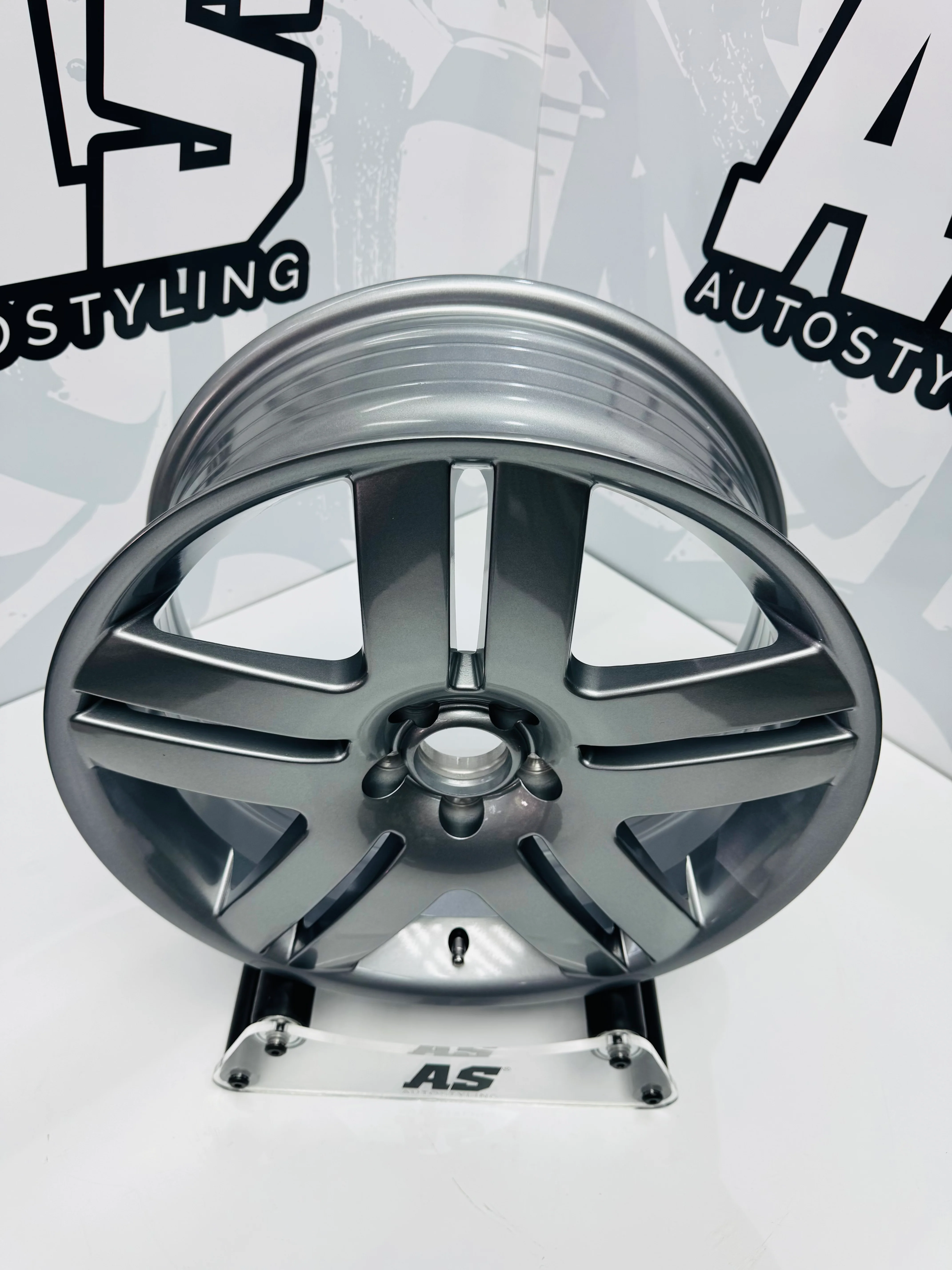 17" AS- TDI BARCELONA REPS 5/100 GUNMETAL WHEELS - Image 3