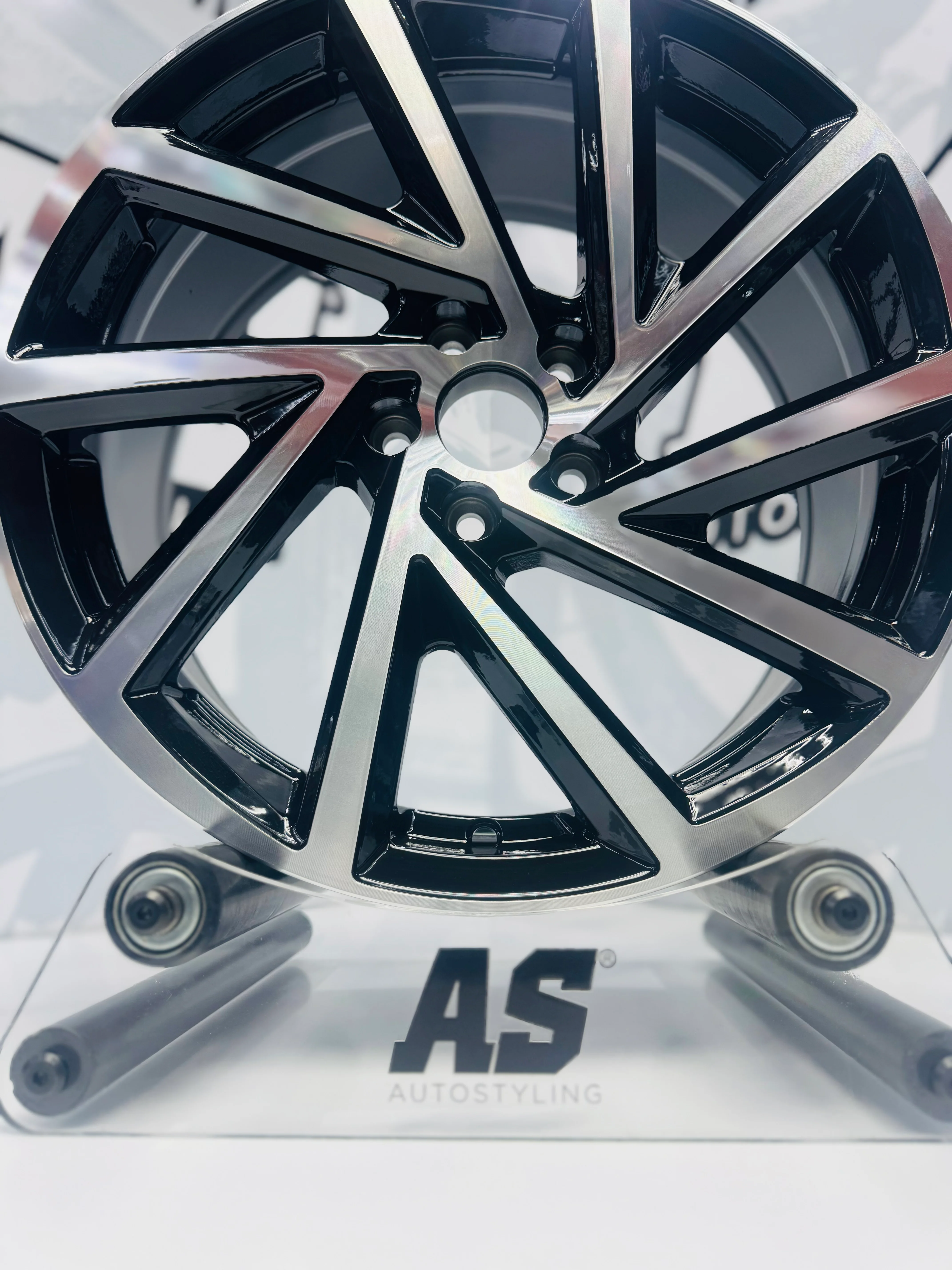 17” POLO R 5x100 PCD - Image 6