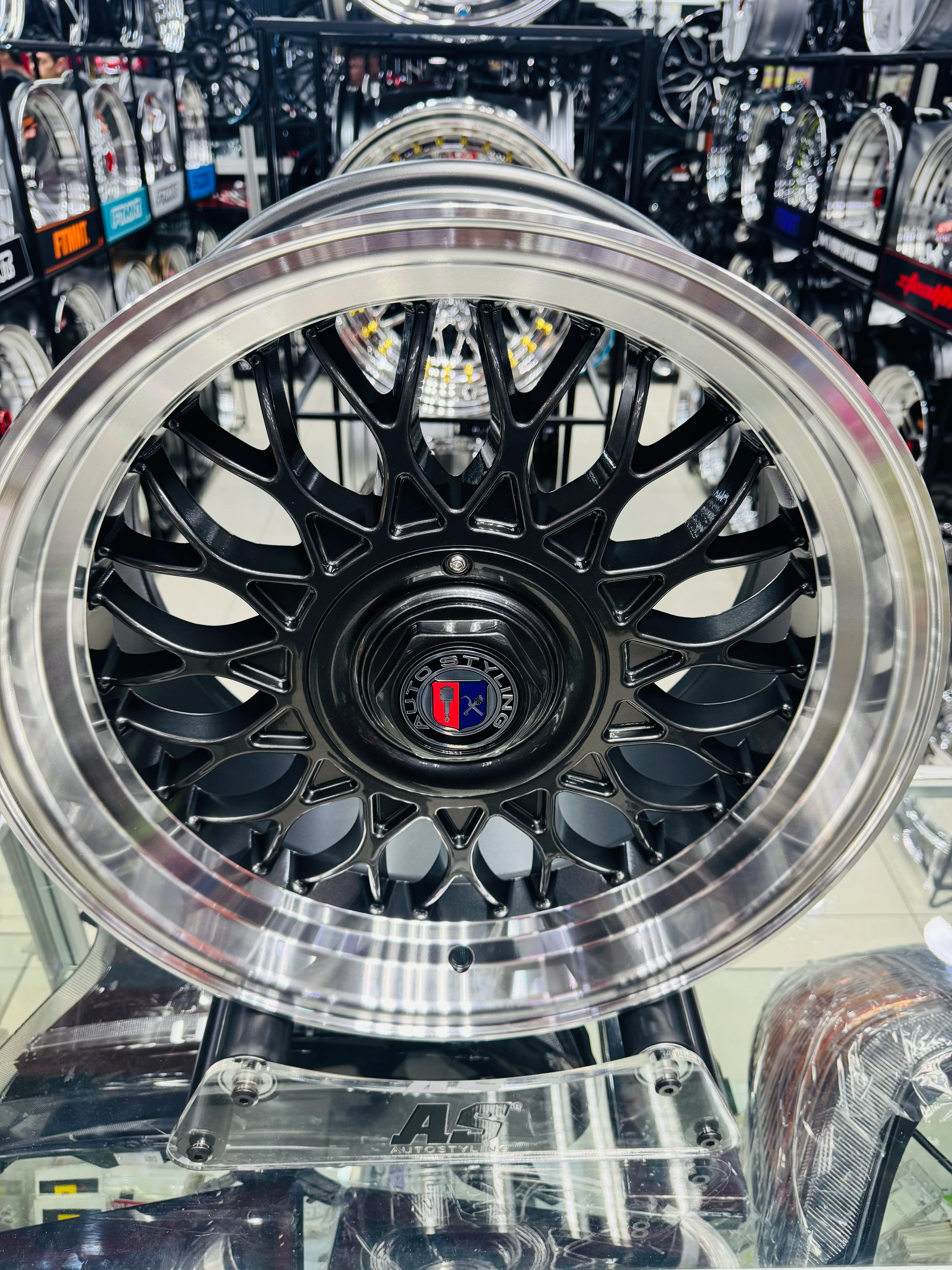 17” VURA 5x112 & 5x120 pcd wheels gloss grey - Image 4
