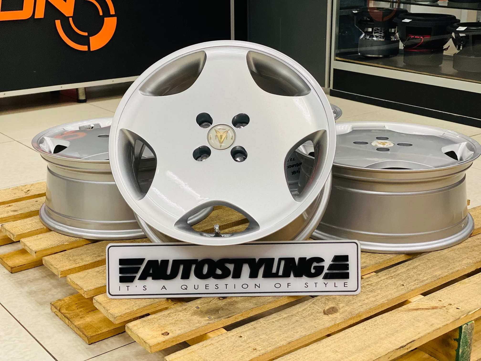 17” WORK RYVER MONOBLOCK - Image 11