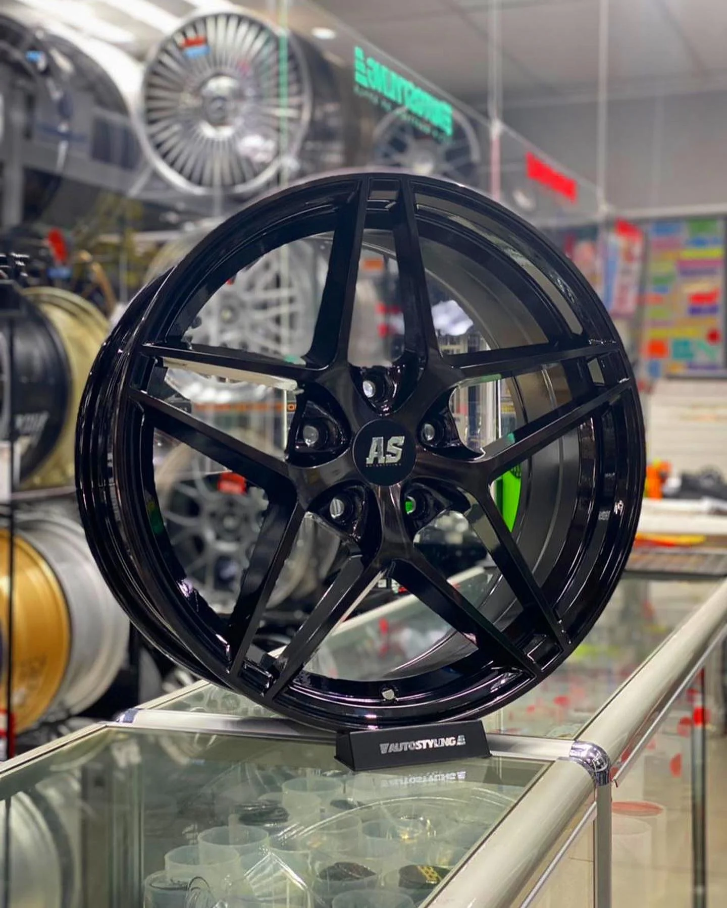 18” MADRID 5x120