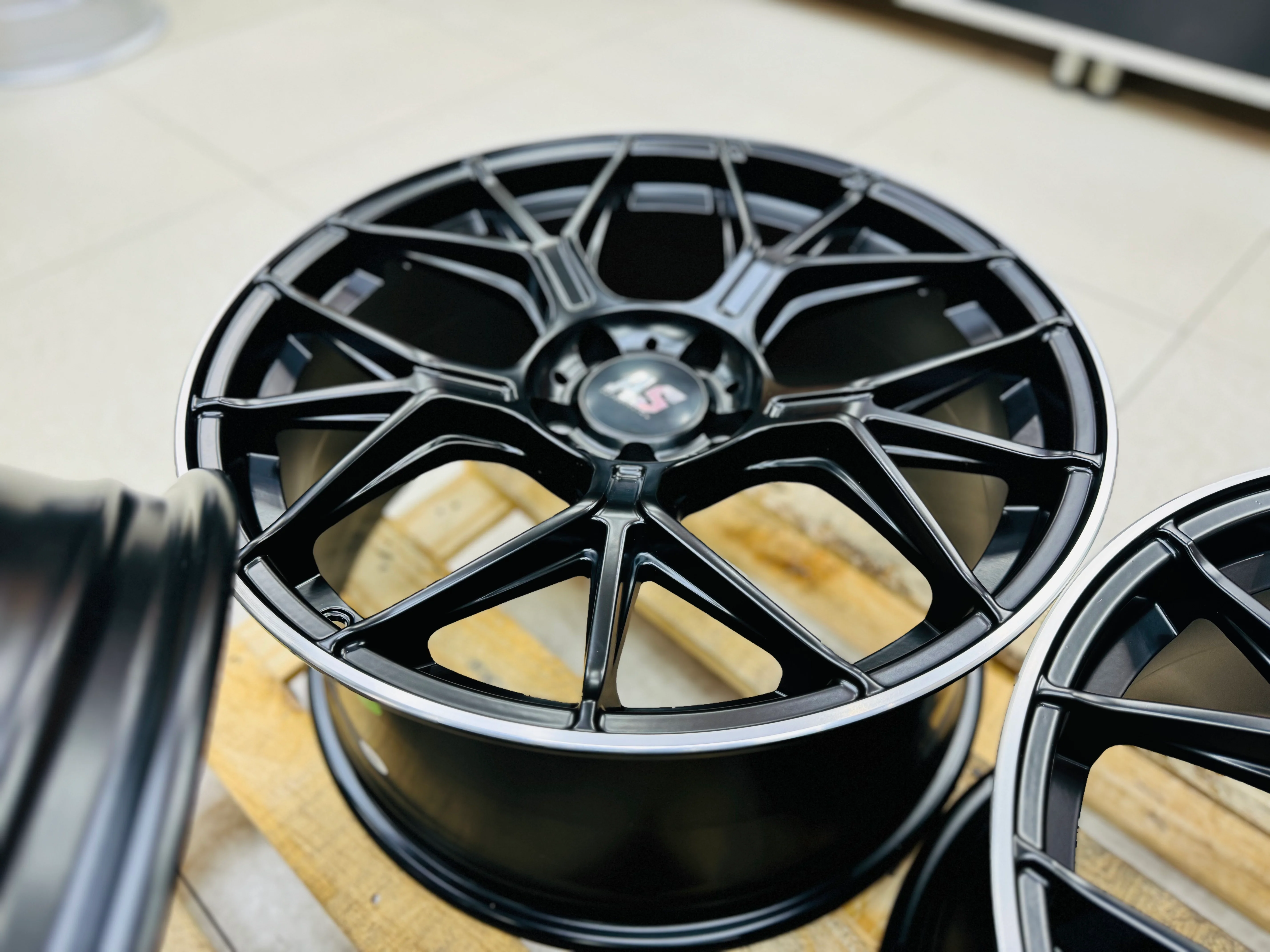19 ” AS- GT 5/112 SATIN BLACK - Image 7