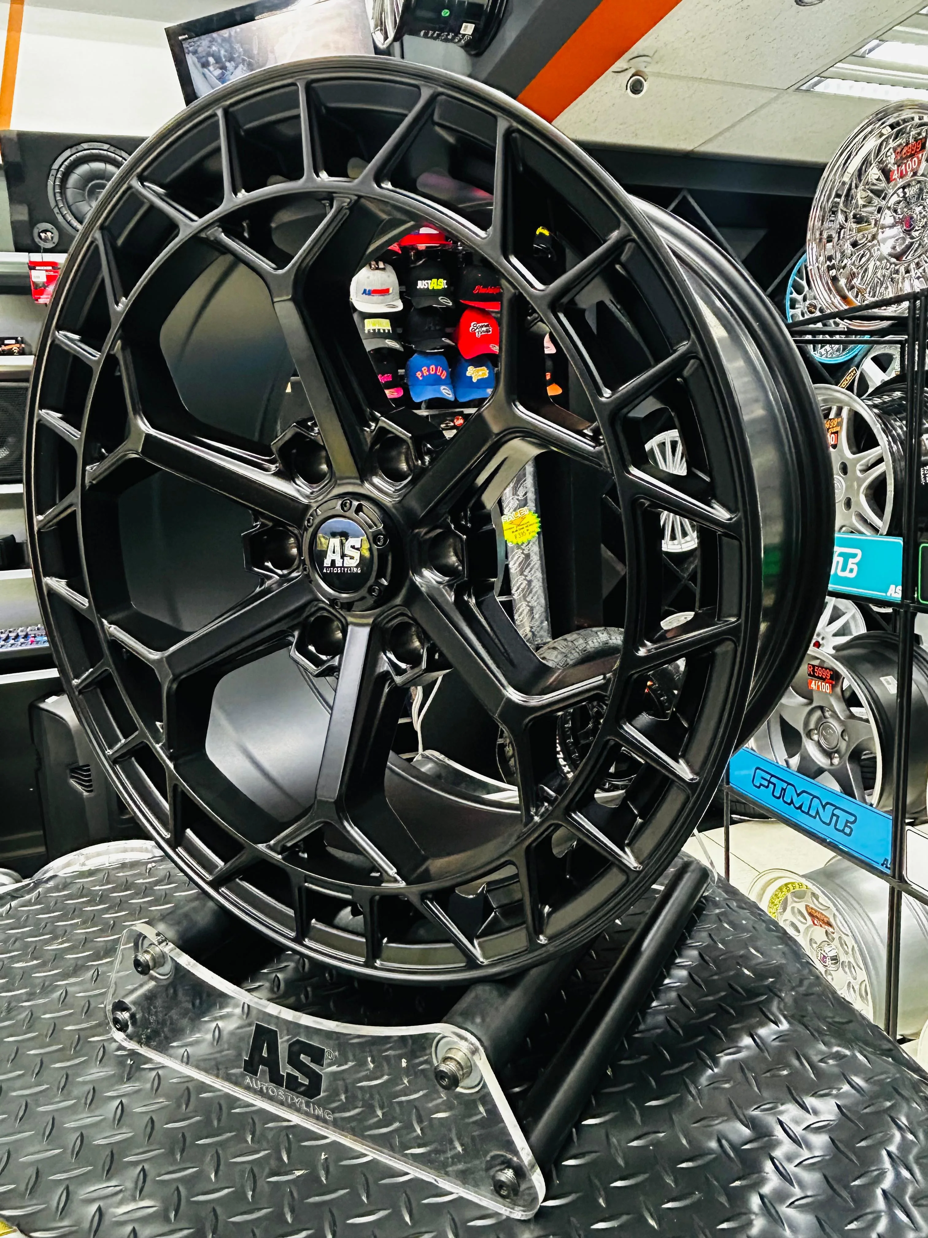 20” COMPTON AS 300 BAKKIE RIMS 6/139 PCD - Image 2