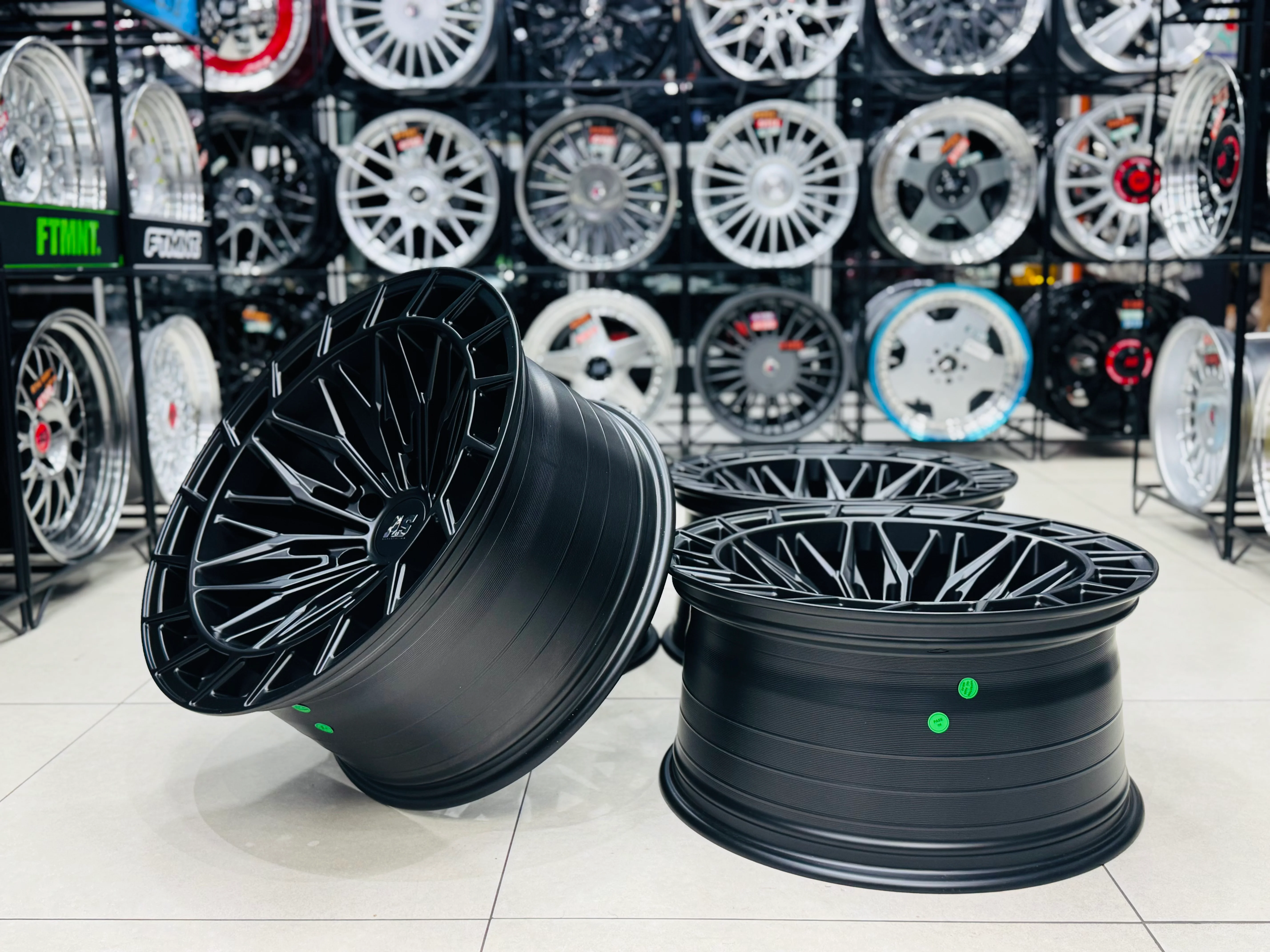 20” CONCAVO SERIES 319 MATT  BLACK BAKKIE RIMS 6/139 PCD - Image 14
