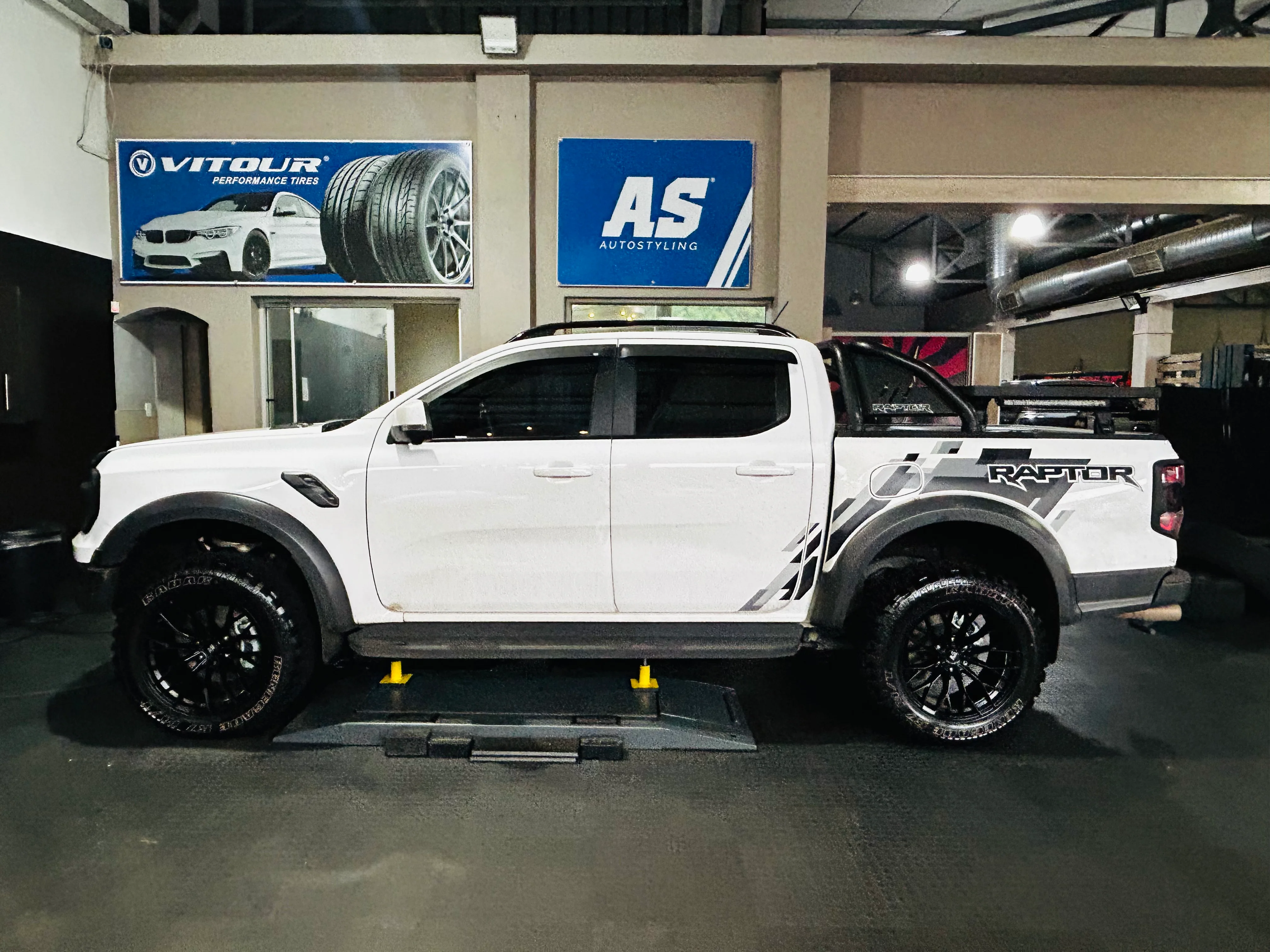 20” CONCAVO SERIES 874 SATIN BLACK BAKKIE RIMS 6/139 PCD - Image 13