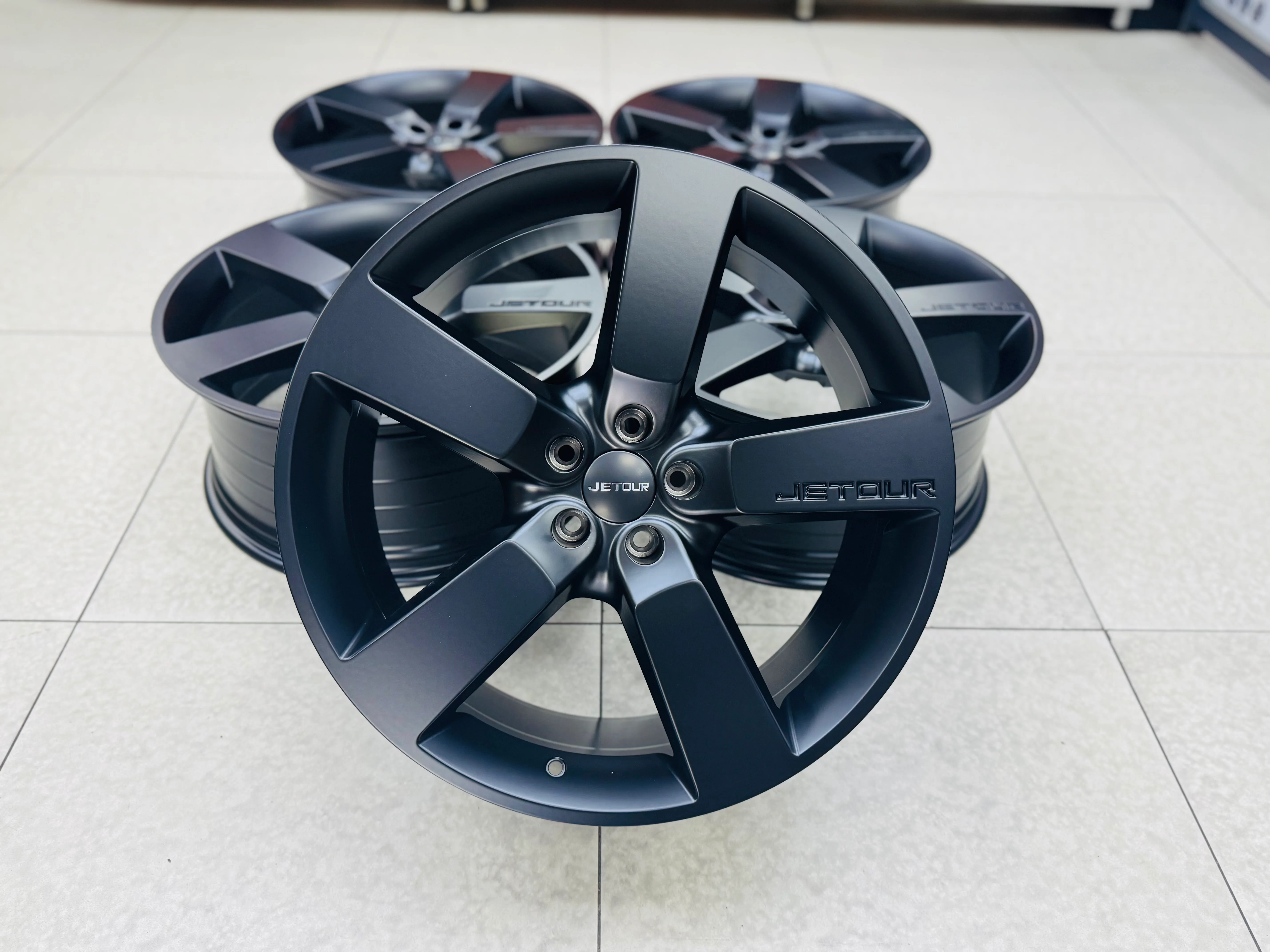 20” JETOUR / DEFENDER STYLE 5x108 PCD SET OF 5 - Image 5