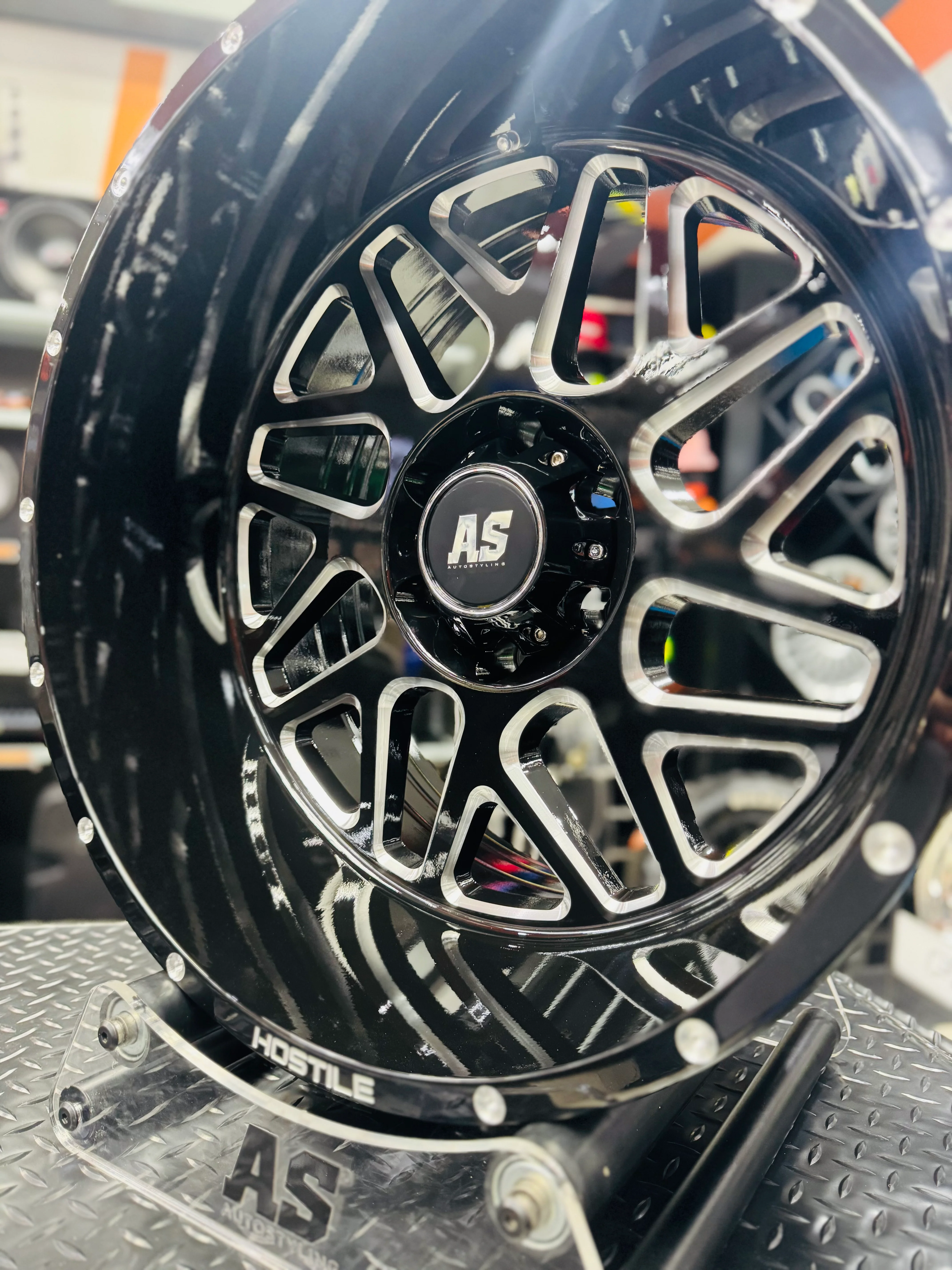 20” M7460 20X12J GLOSS BLACK - Image 7