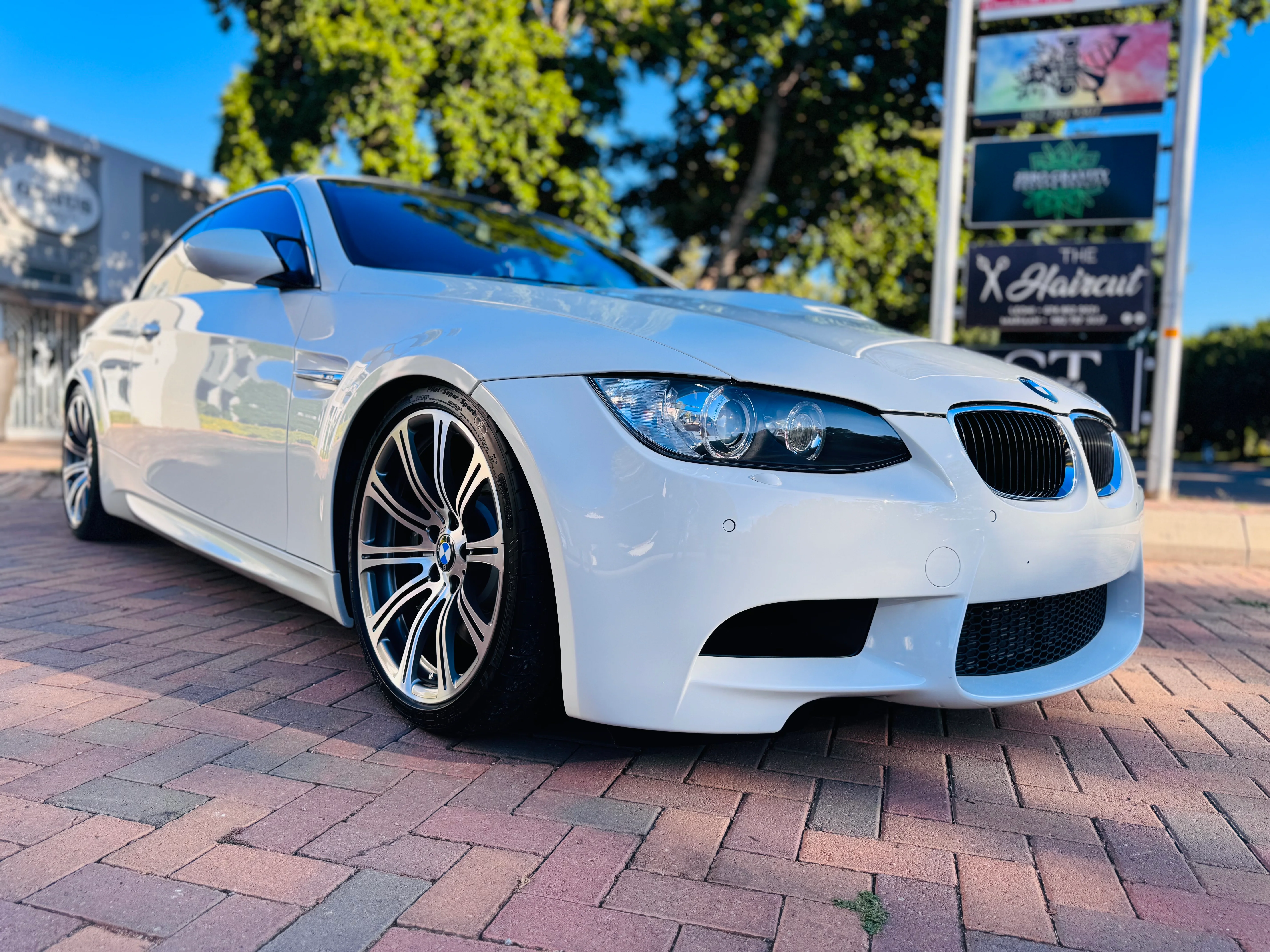 2009 E93 M3 CONVERTIBLE - Image 4
