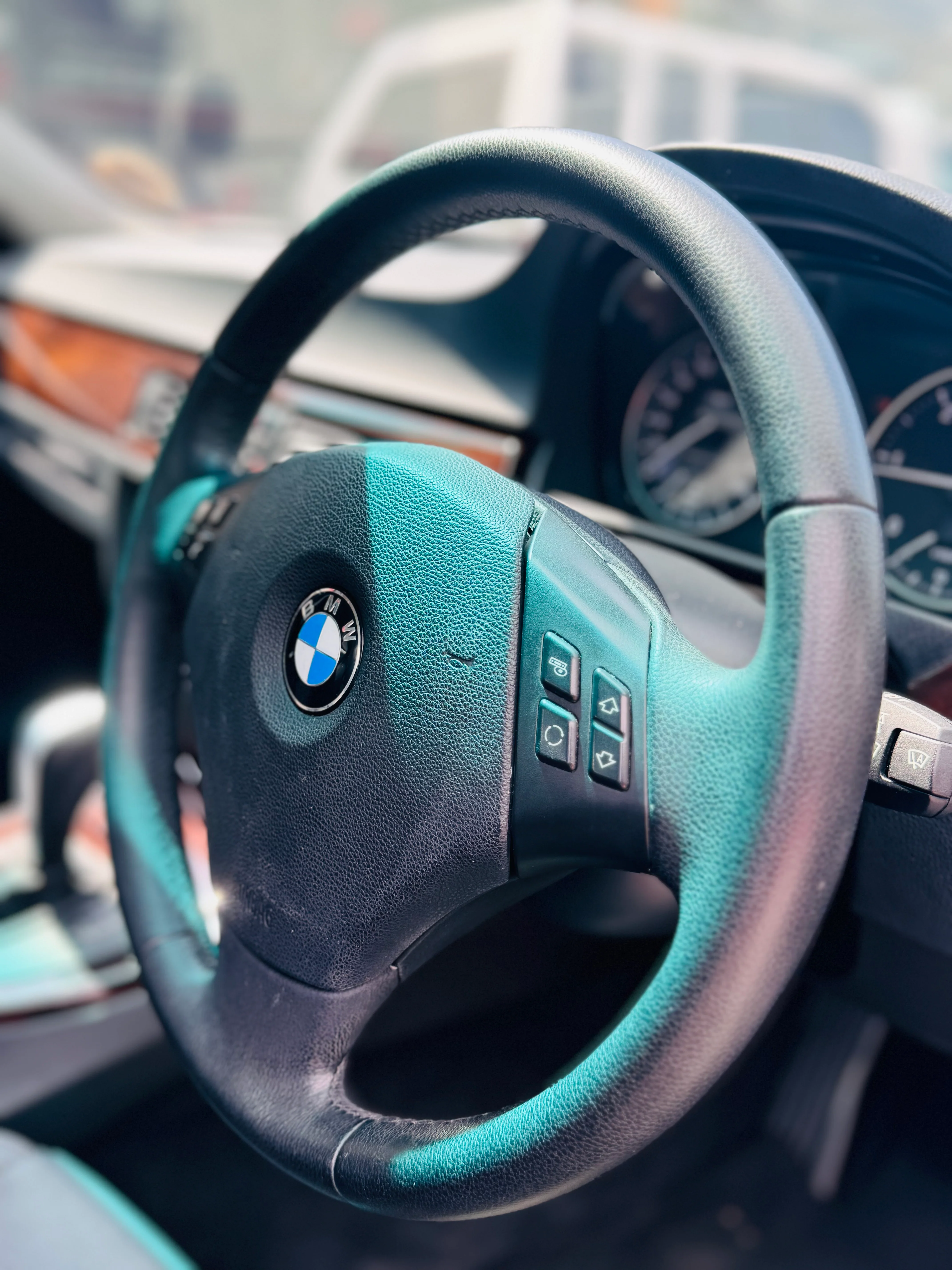 2010 E90 320D - Image 35