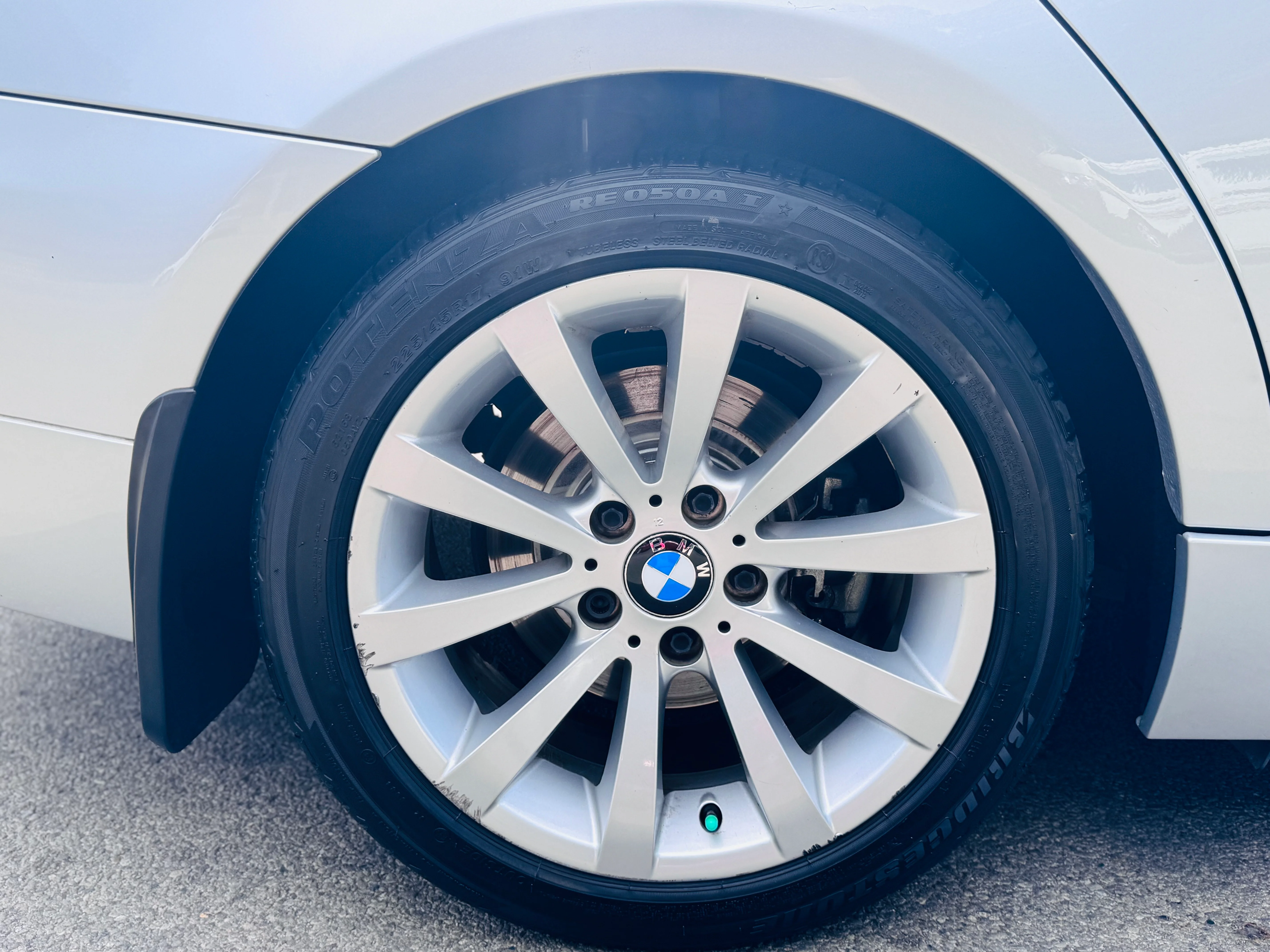 2010 E90 320D - Image 40