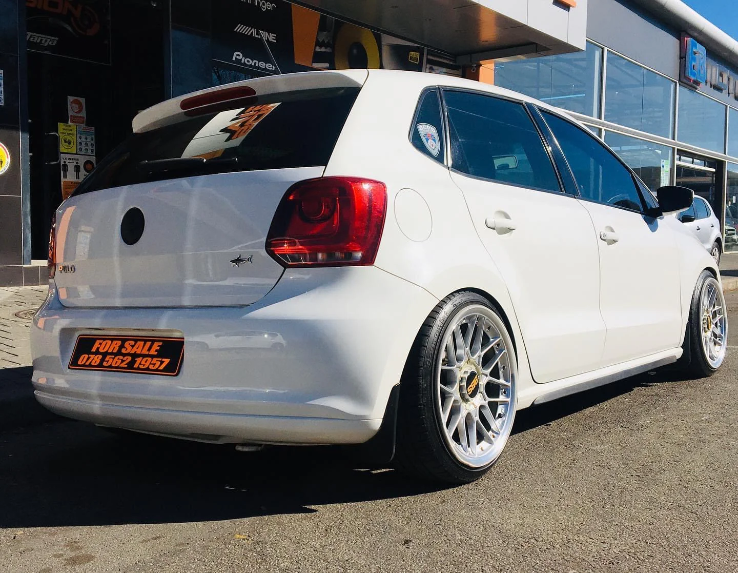 2010 POLO 1.6i ( FULLY LOADED WITH EXTRAS) - Image 5