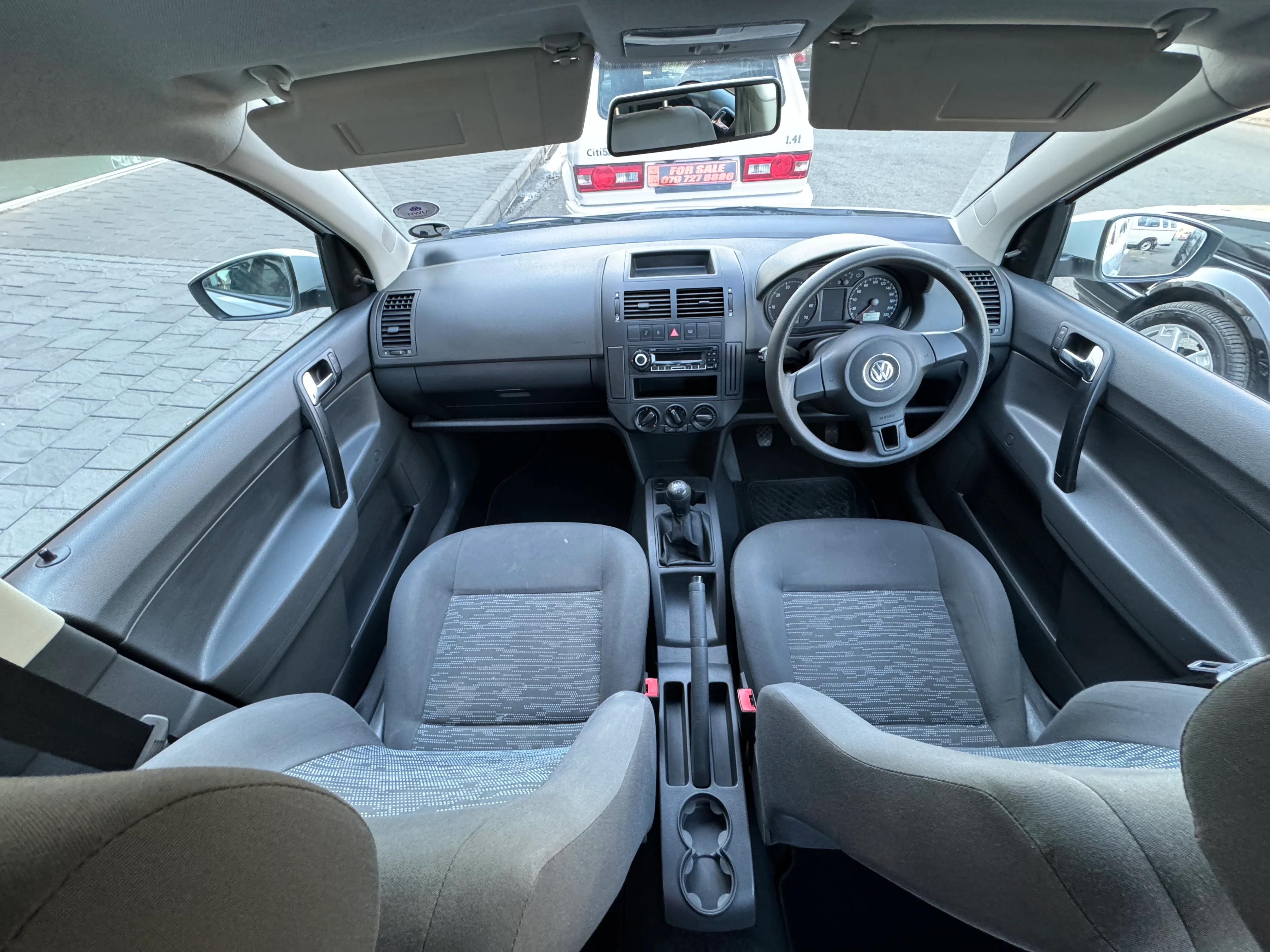 2015 POLO VIVO 1.4 TRENDLINE - Image 17
