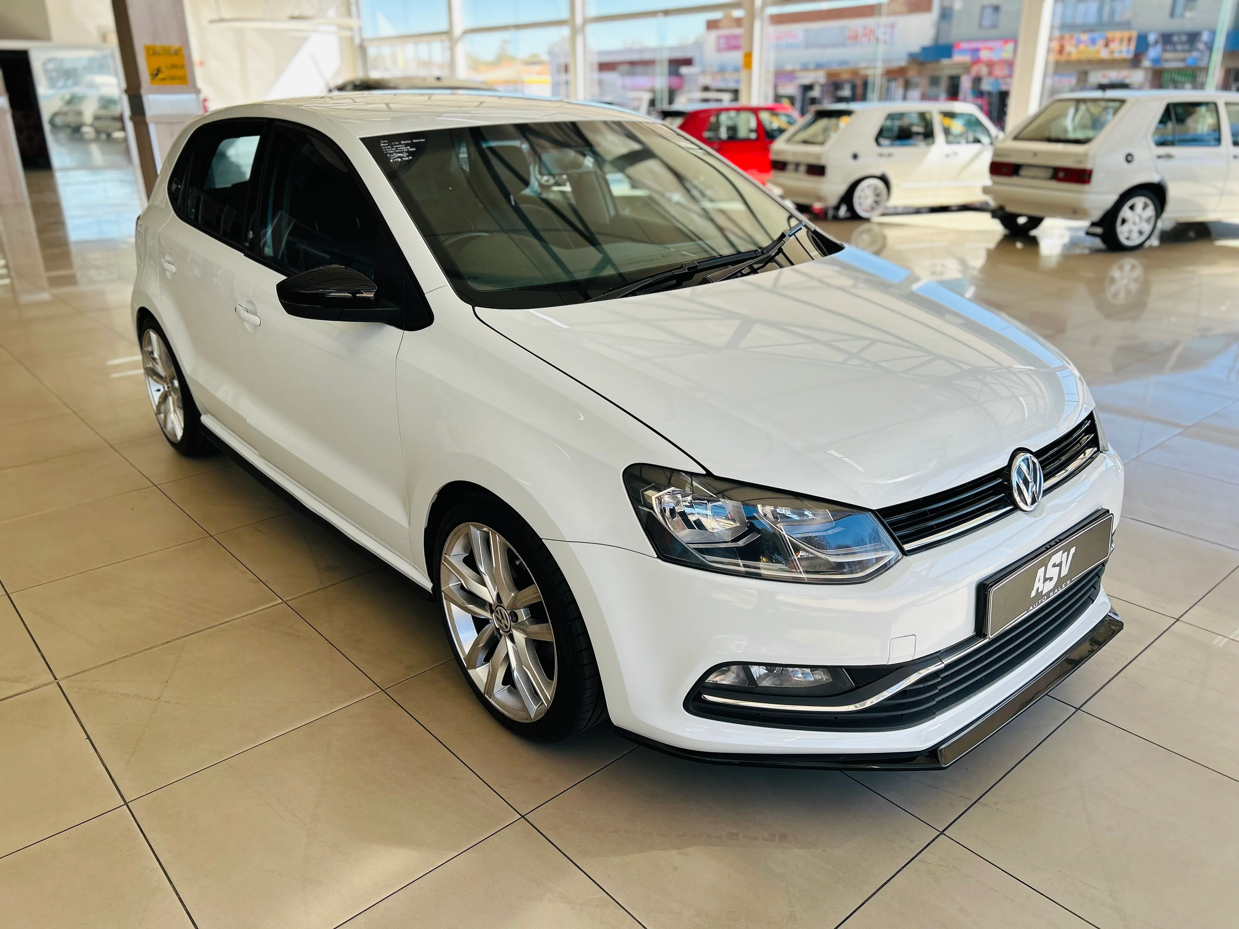 2016 POLO TSI BEATS EDITION - Image 2