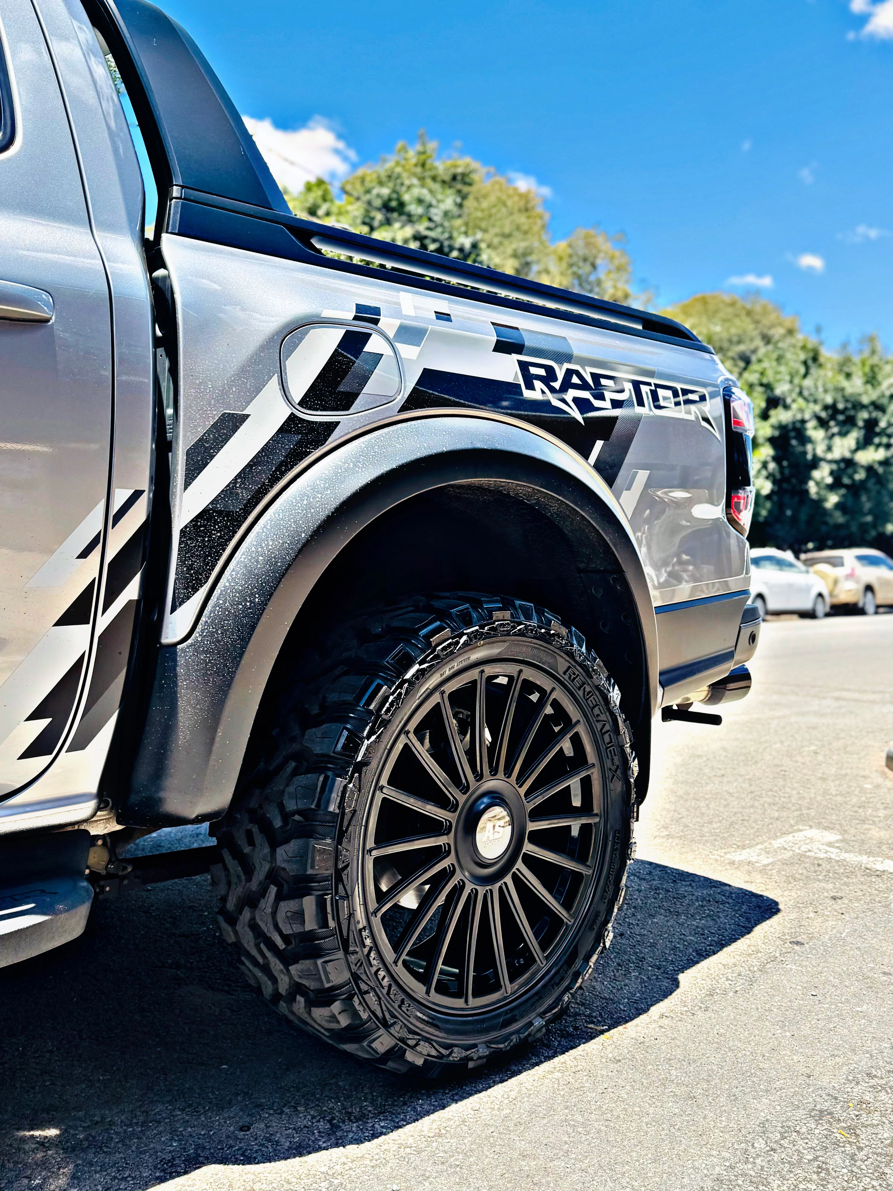 22 ” AS FULLY FORGED 022 RANGER & AMAROK FITMENT   RIMS 6/139 PCD FLOATING CAPS - Image 9