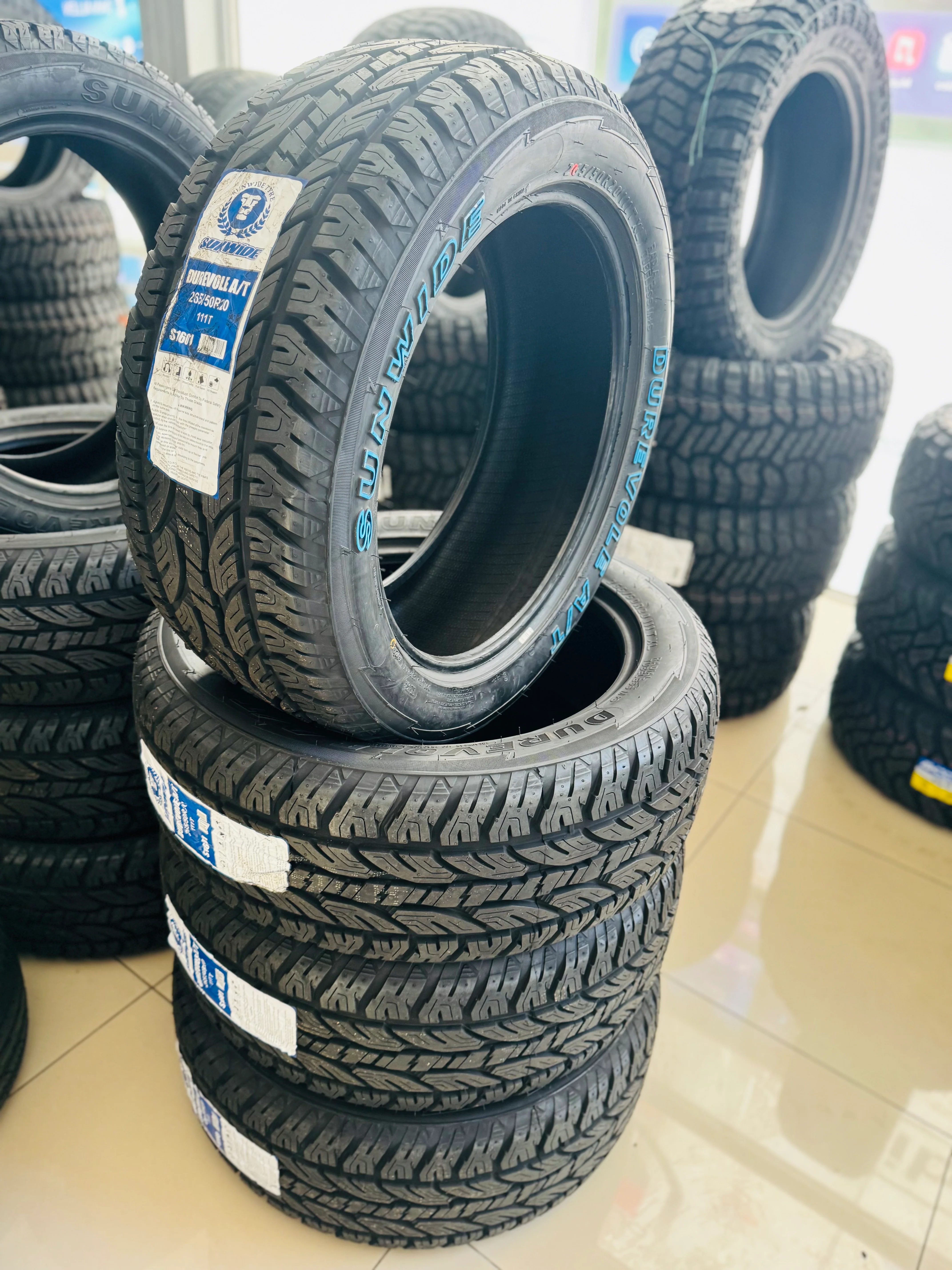 265/50/20 SUNWIDE DUREVOLE A/T TYRE WHITE LETTER - Image 11