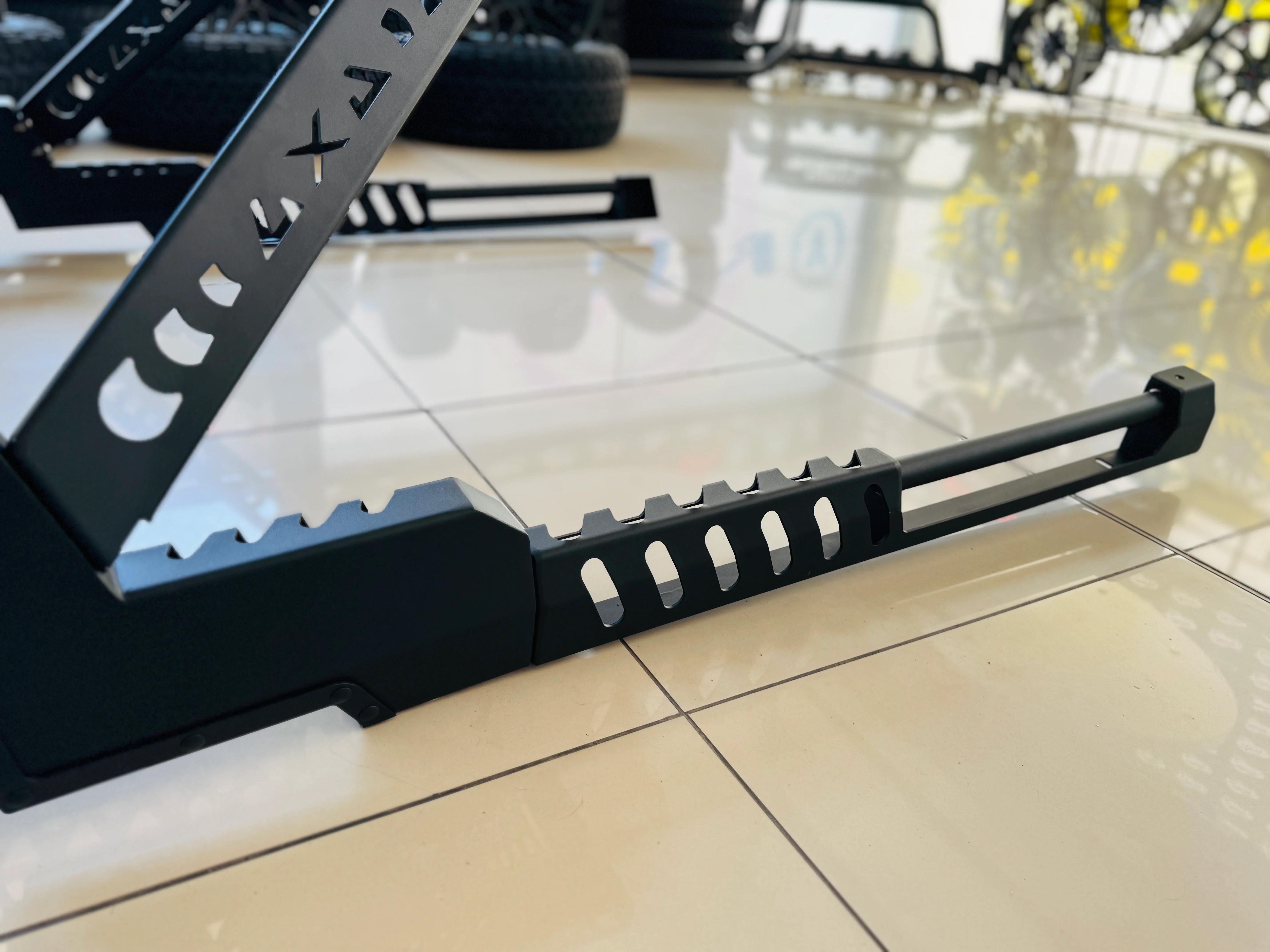 AR-Line AR15 ROLL BAR WITH CARRIER FOR MOST BAKKIES - Image 12