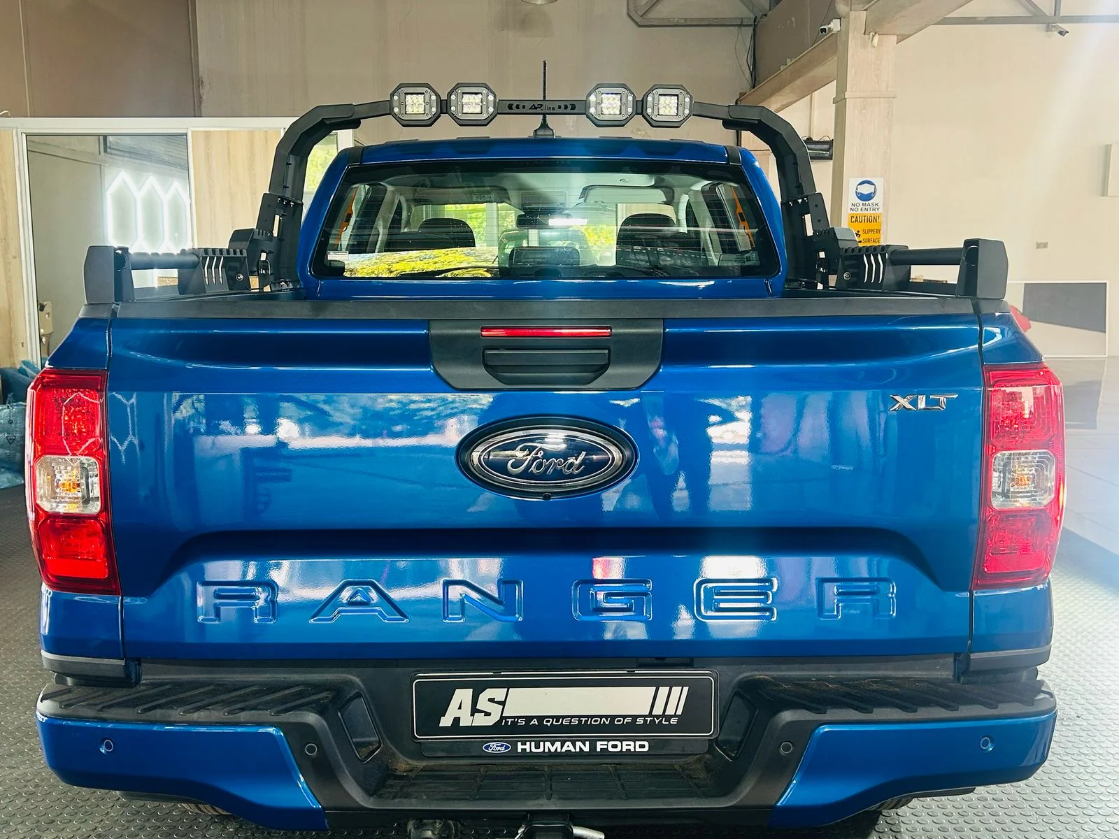 AR-Line AR15 ROLL BAR WITH LED  FOR MOST BAKKIES - Image 4