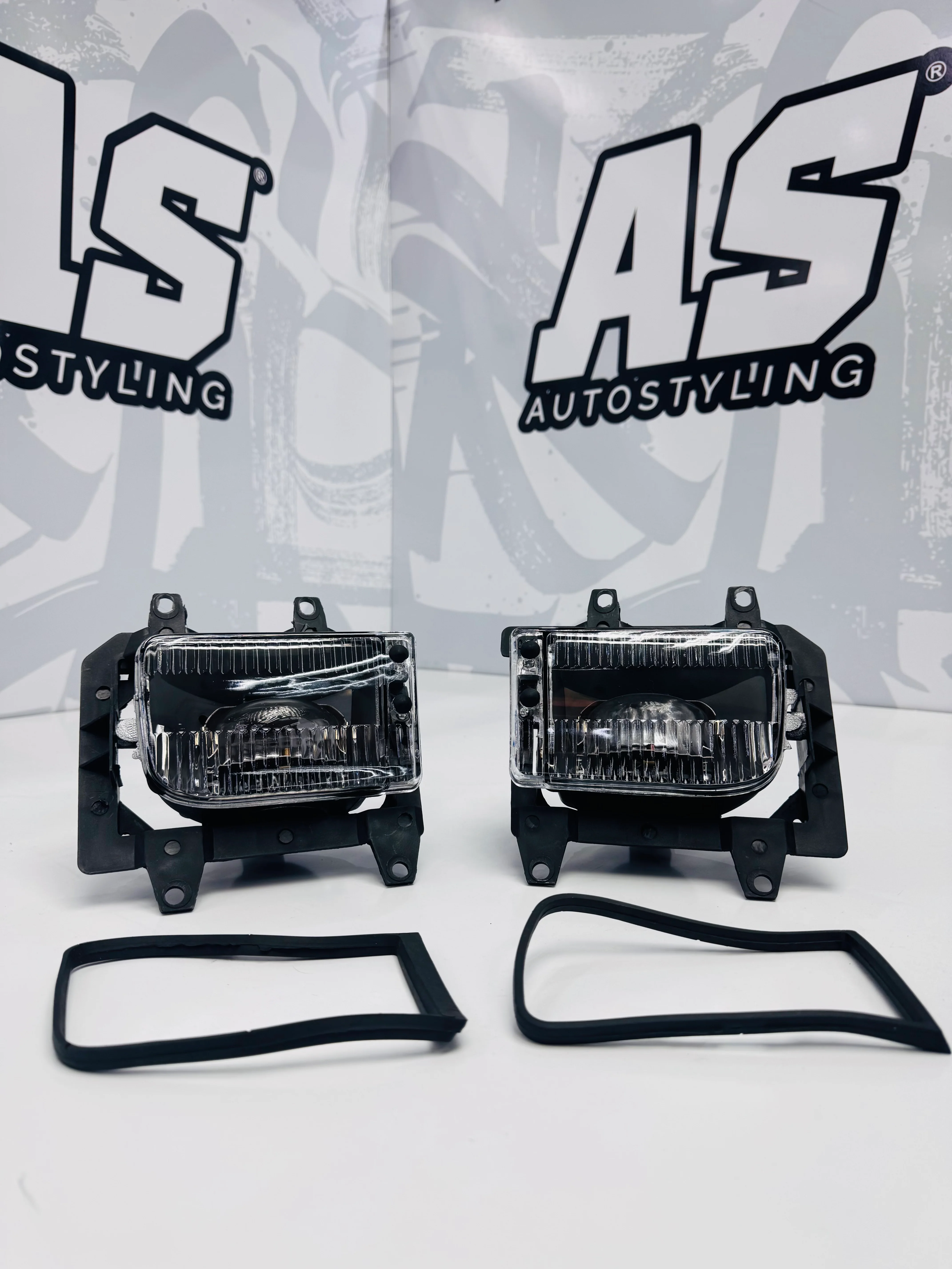 BMW E30 CLEAR FOG LIGHTS - Image 2