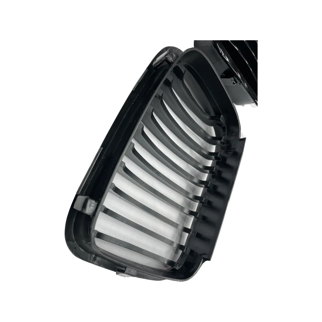 BMW E46 PRE FACELIFT DOUBLE  SLAT GLOSS BLACK GRILLS 4DOOR - Image 2