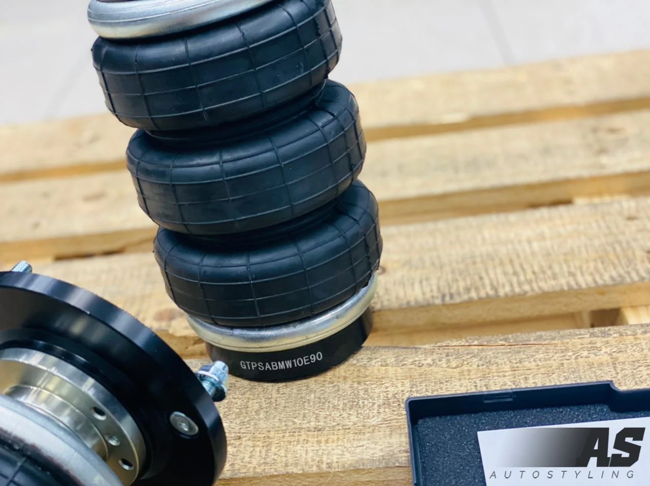 BMW E90 ARC  AIR SUSPENSION STRUTS - Image 7