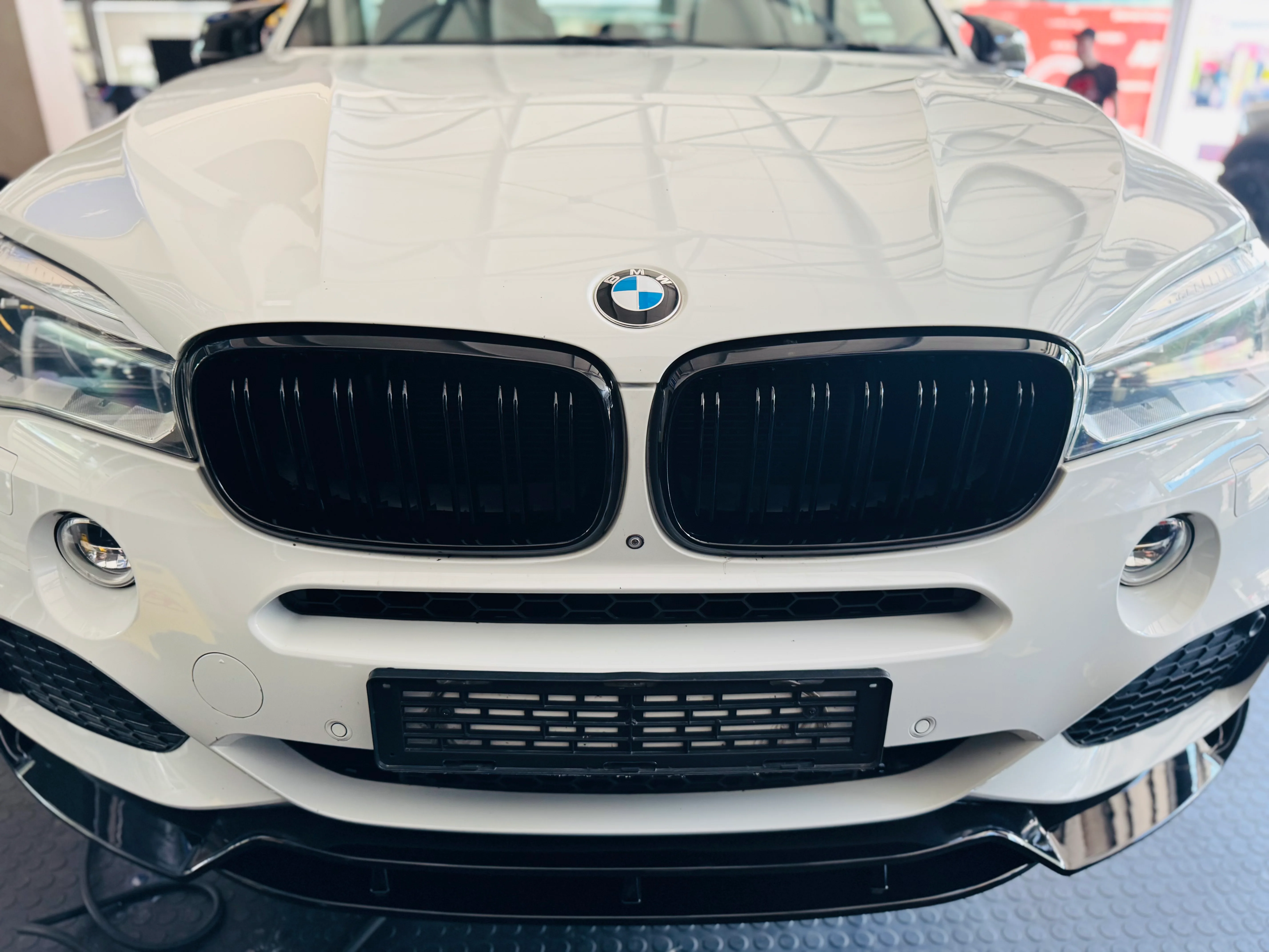 BMW F15 X5 GLOSS BLACK GRILLS - Image 3