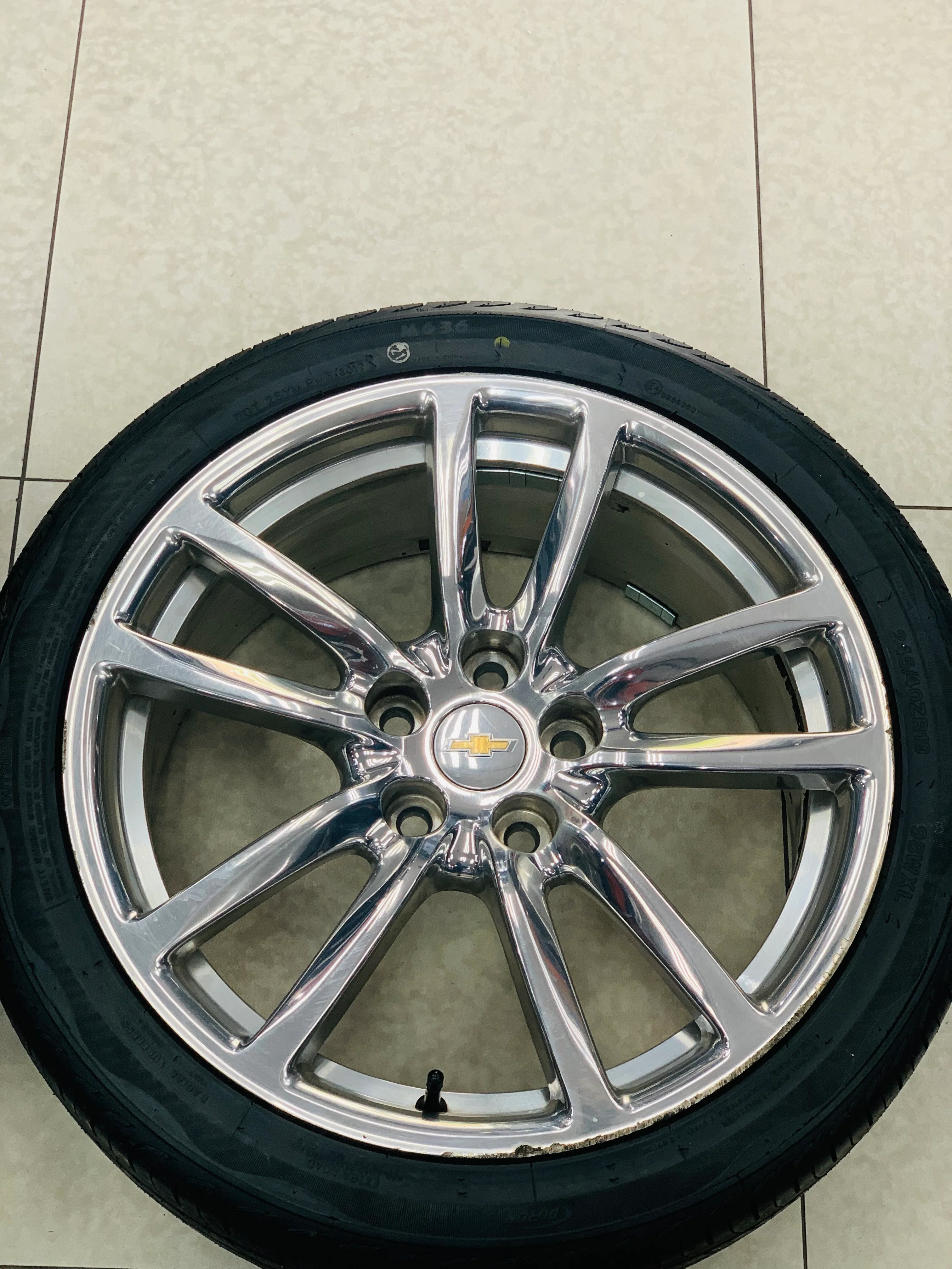 CHEV LUMINA SSV PREOWNED chrome rims & tyres - Image 4