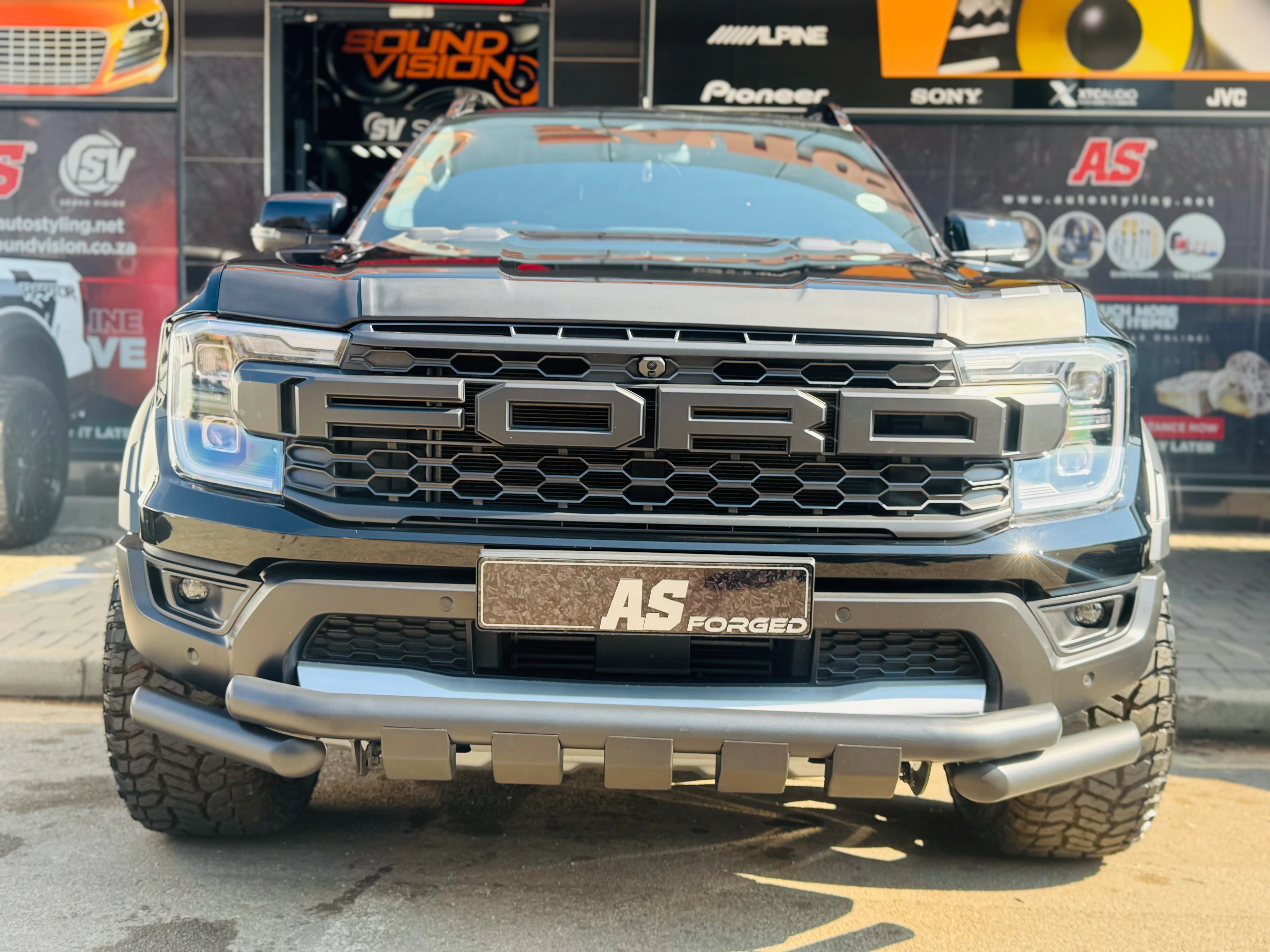 FORD RAPTOR RANGER/ EVEREST  NEX NEX GEN AMAROK NEXT GEN 2023 STYLING BAR 3 PIECE BLACK FITS ALL NEW GENERATION FORD RANGERS - Image 40