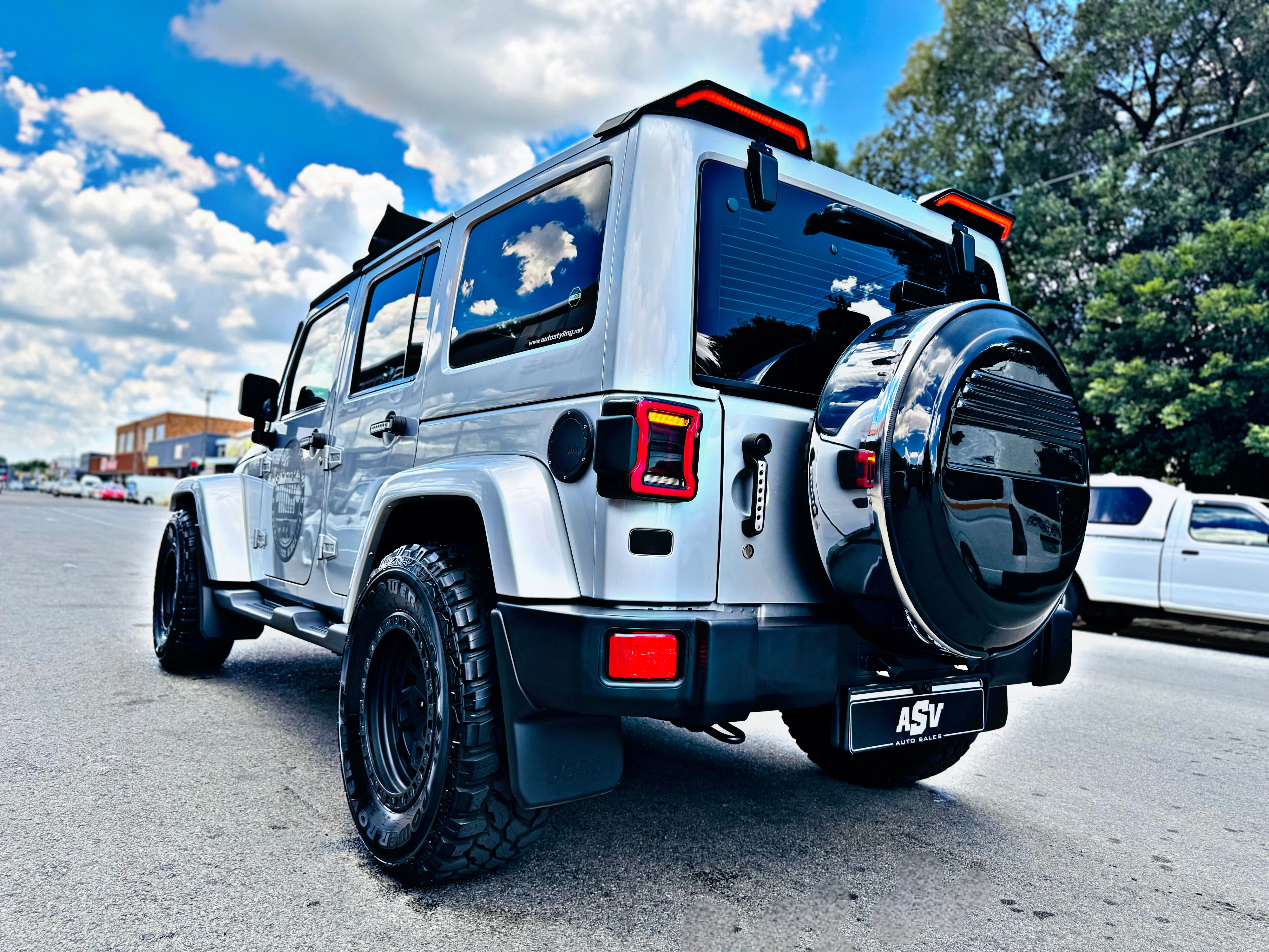 JEEP WRANGLER Half Soft Top Sunroof - 07-18 Wrangler JK ( USED ) 6months old - Image 11