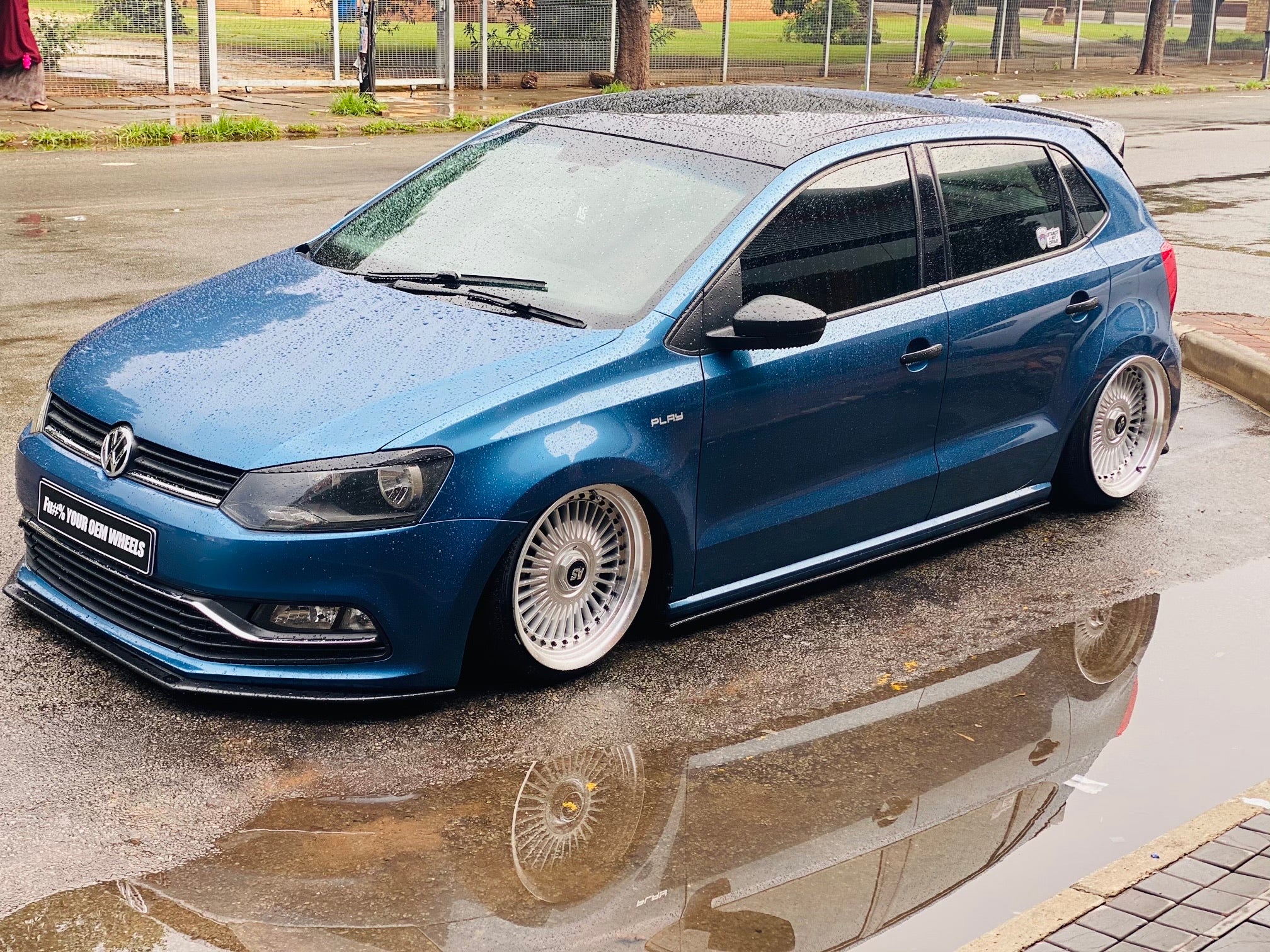 Polo 6 AS1 2pce plastic lip - Image 2