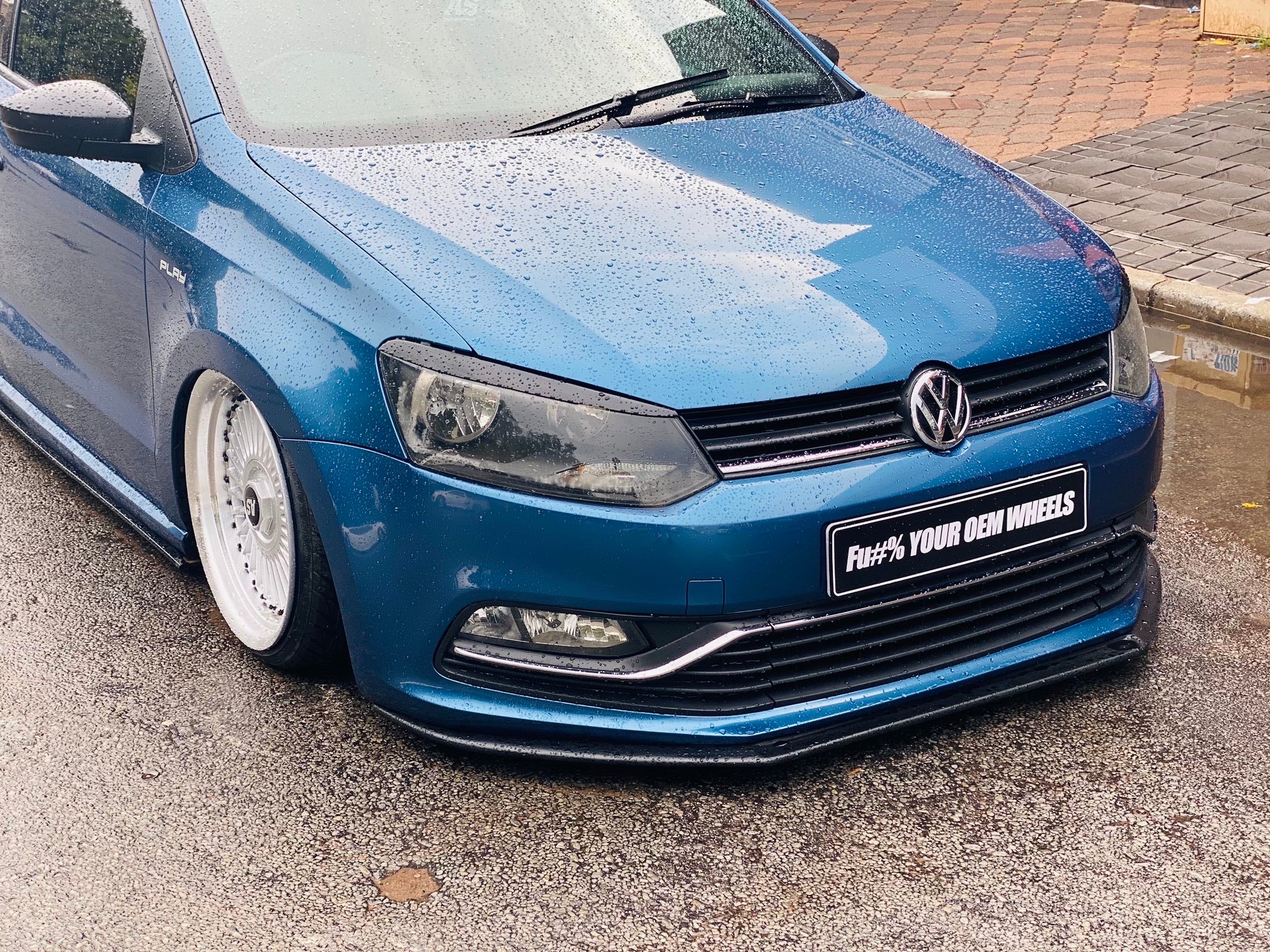 Polo 6 AS1 2pce plastic lip - Image 3