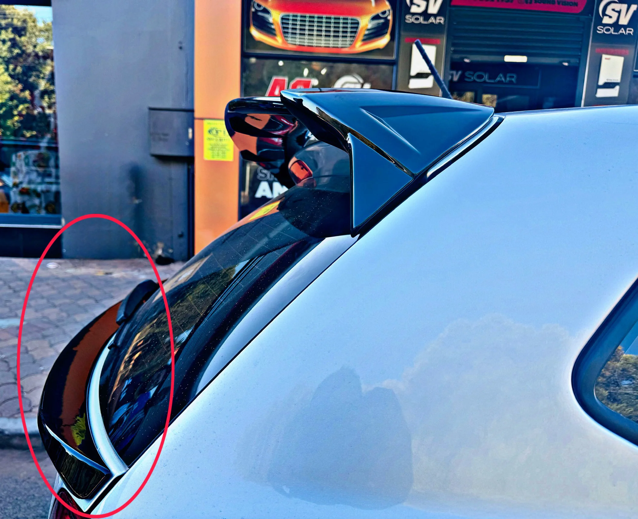 Polo 6 MID BOOT SPOILER - Image 5