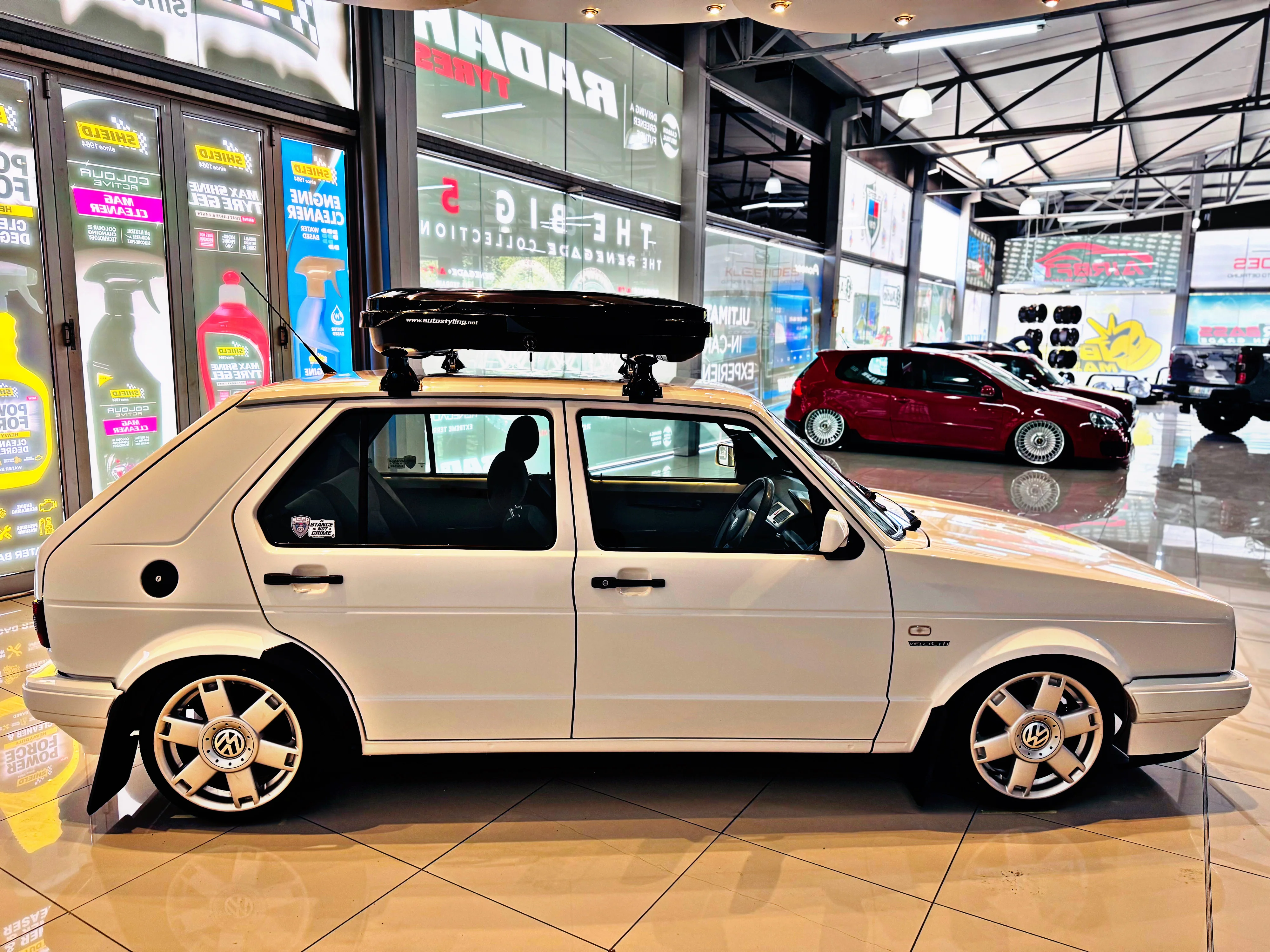 ROOF BOX 300L ABS PLASTIC - Image 6