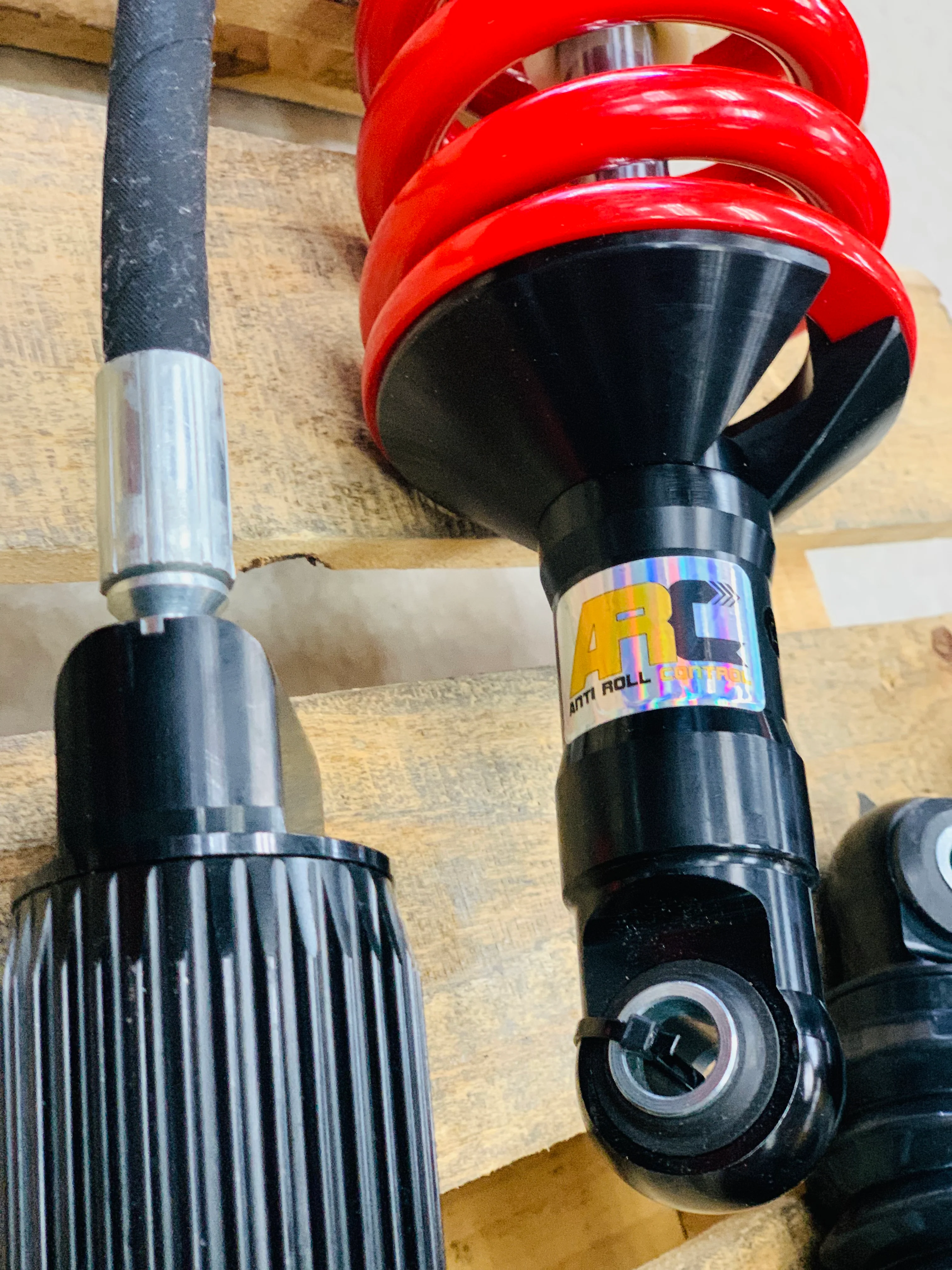 Ford Ranger T7 nitrogen lifting shocks - Image 4