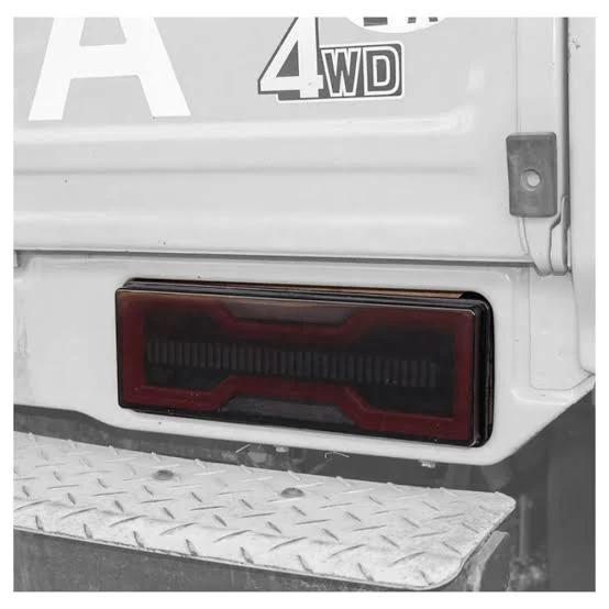 TOYOTA LANDCRUISER 79 LED TAILIGHTS SMOKED - Image 5