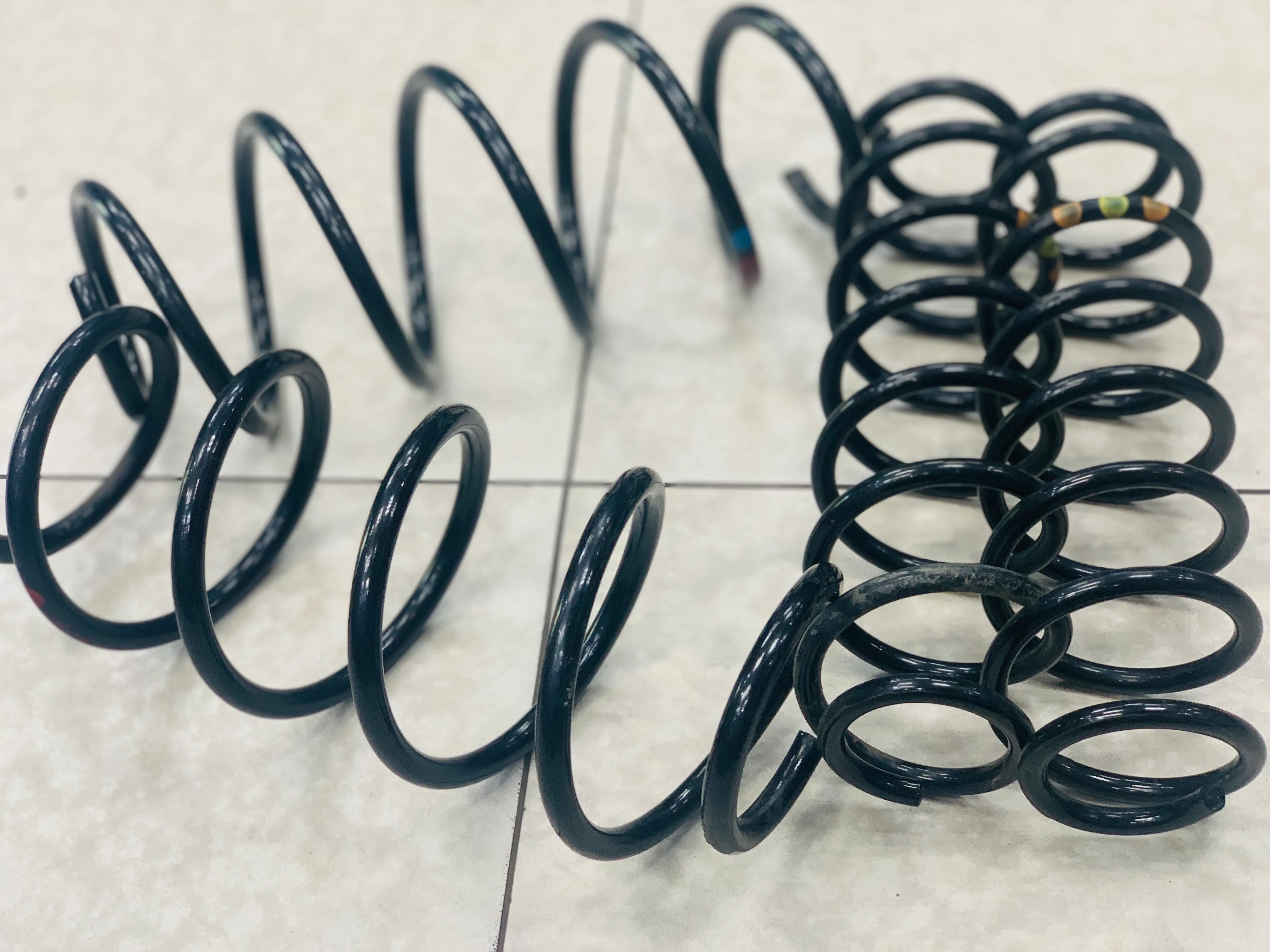 VW POLO 9N POLO OEM USED SPRINGS - Image 3